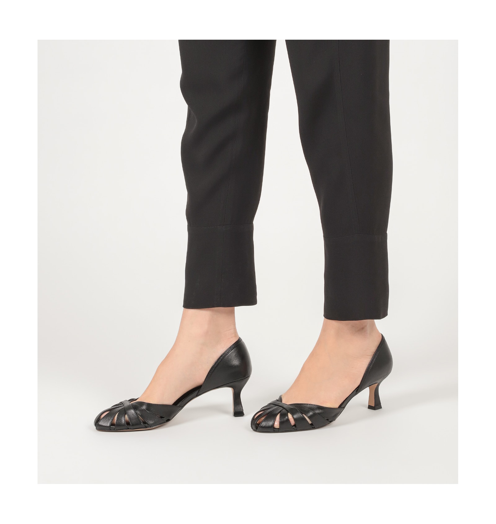 Scarpin Couro Preto