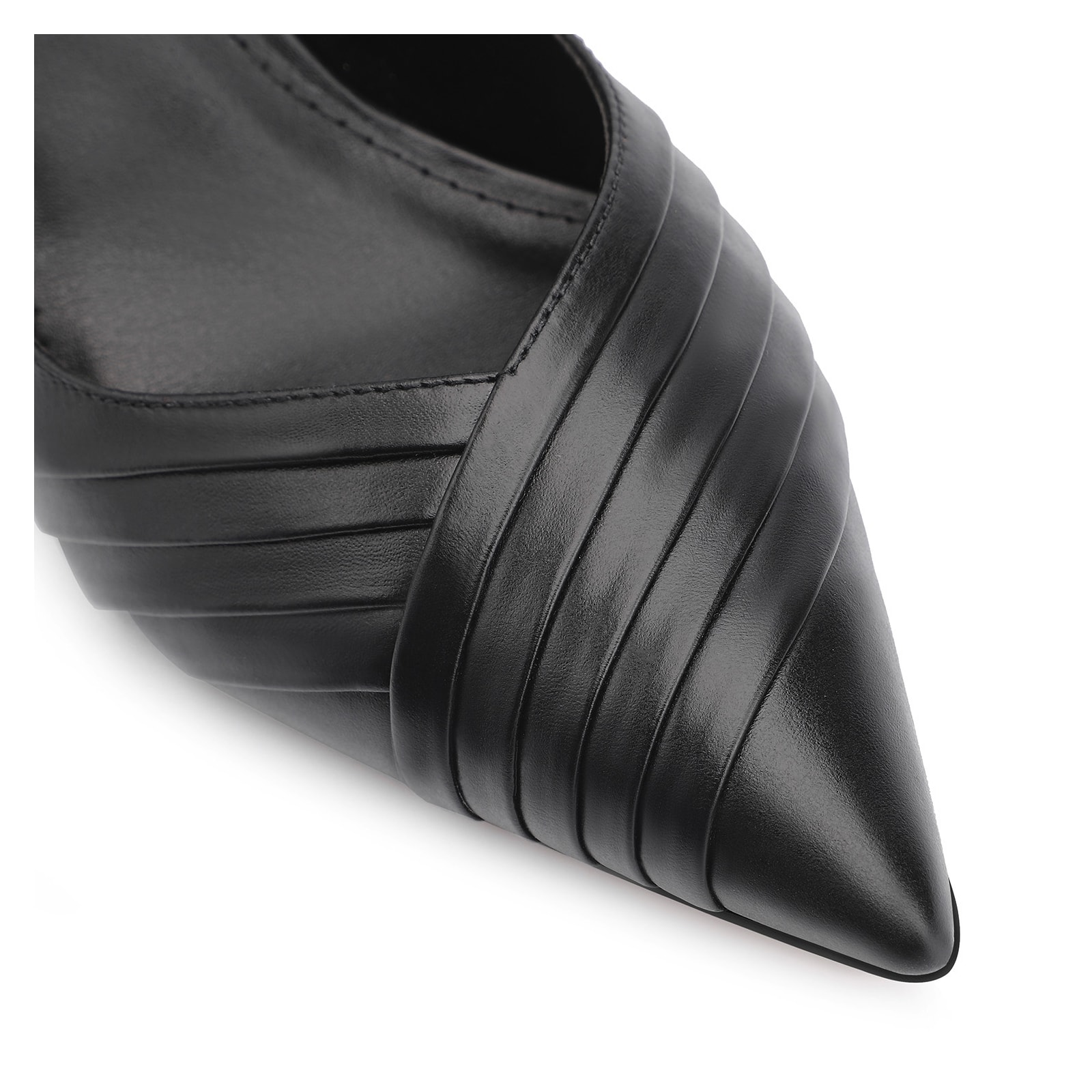 Scarpin Couro Preto