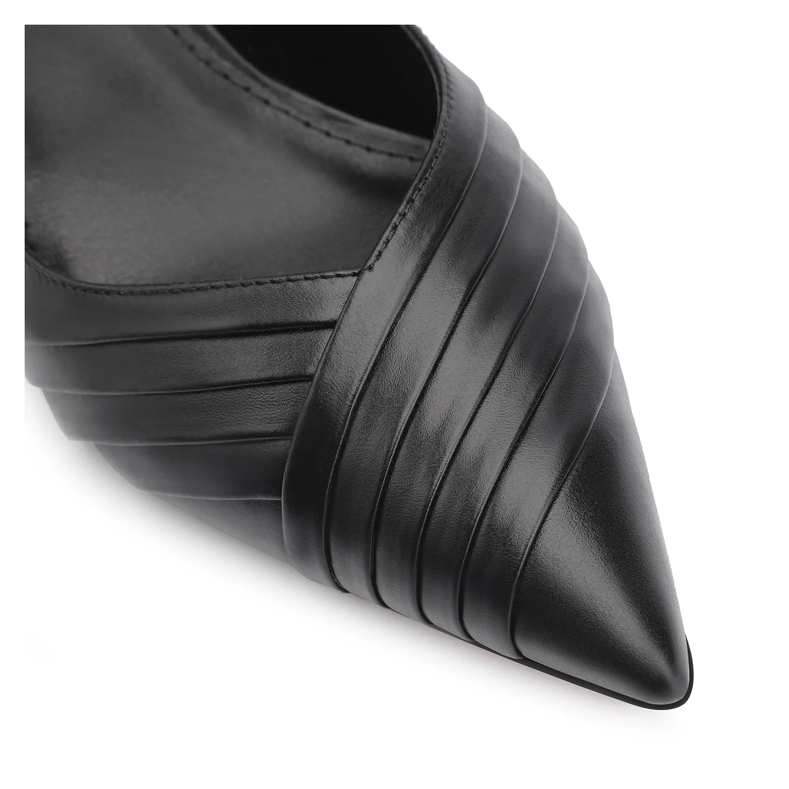 Scarpin Couro Preto