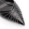 Scarpin Couro Preto - imagem 6