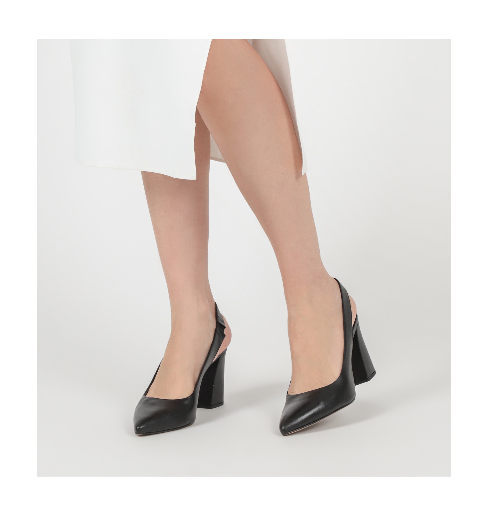 Scarpin Couro Preto