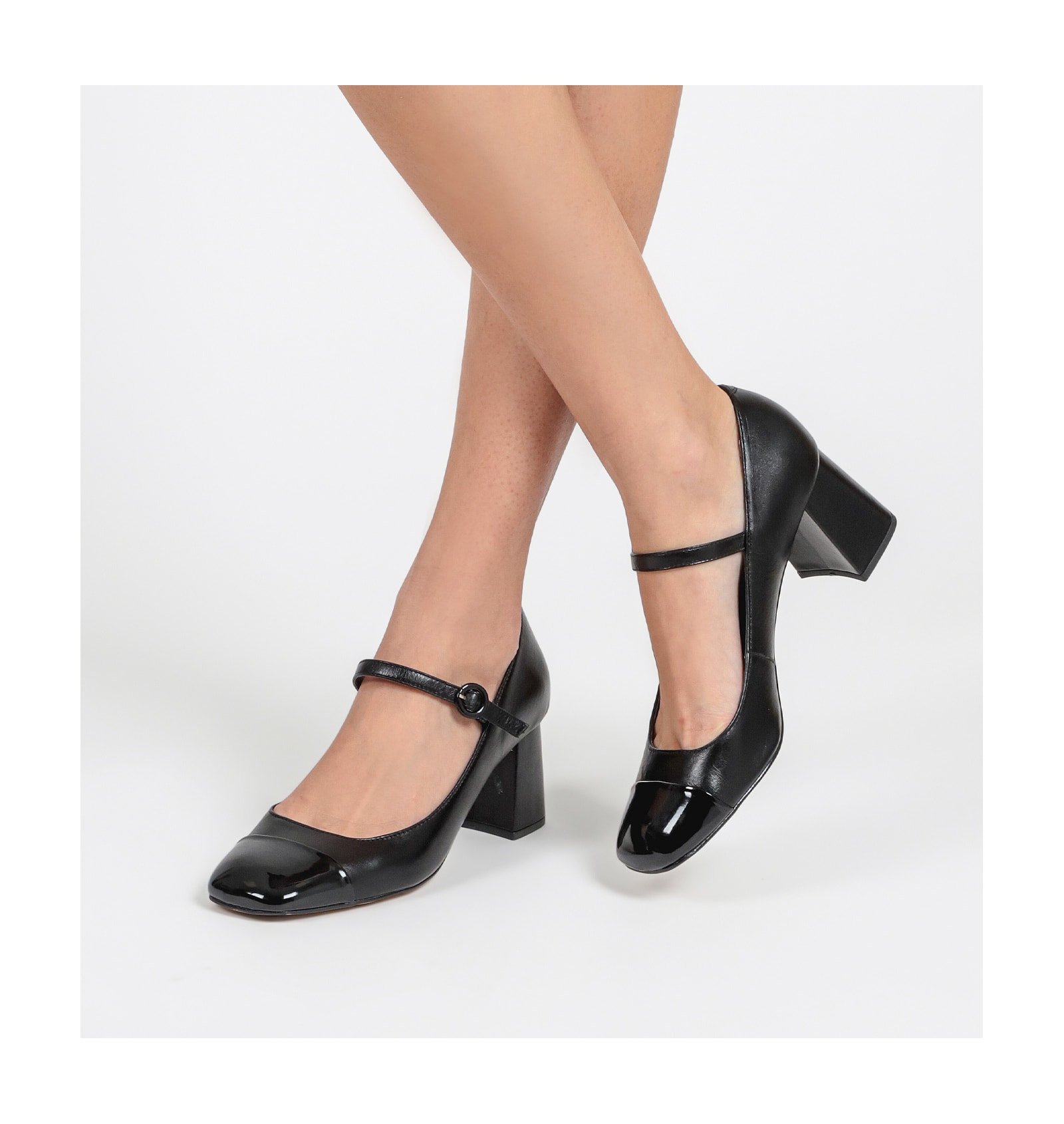 Scarpin Couro Preto