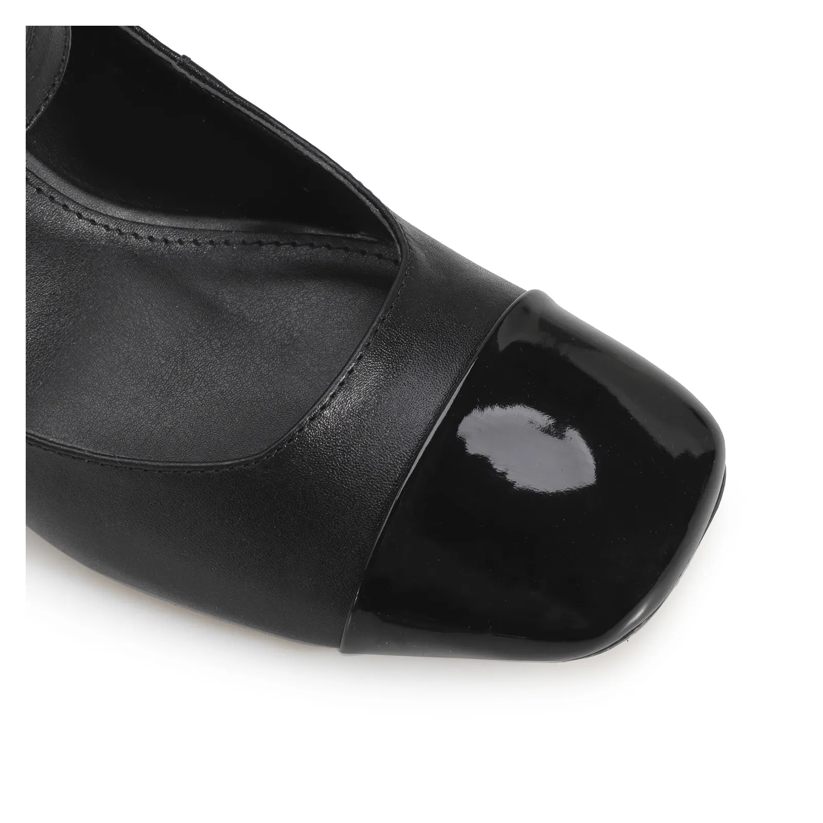 Scarpin Couro Preto