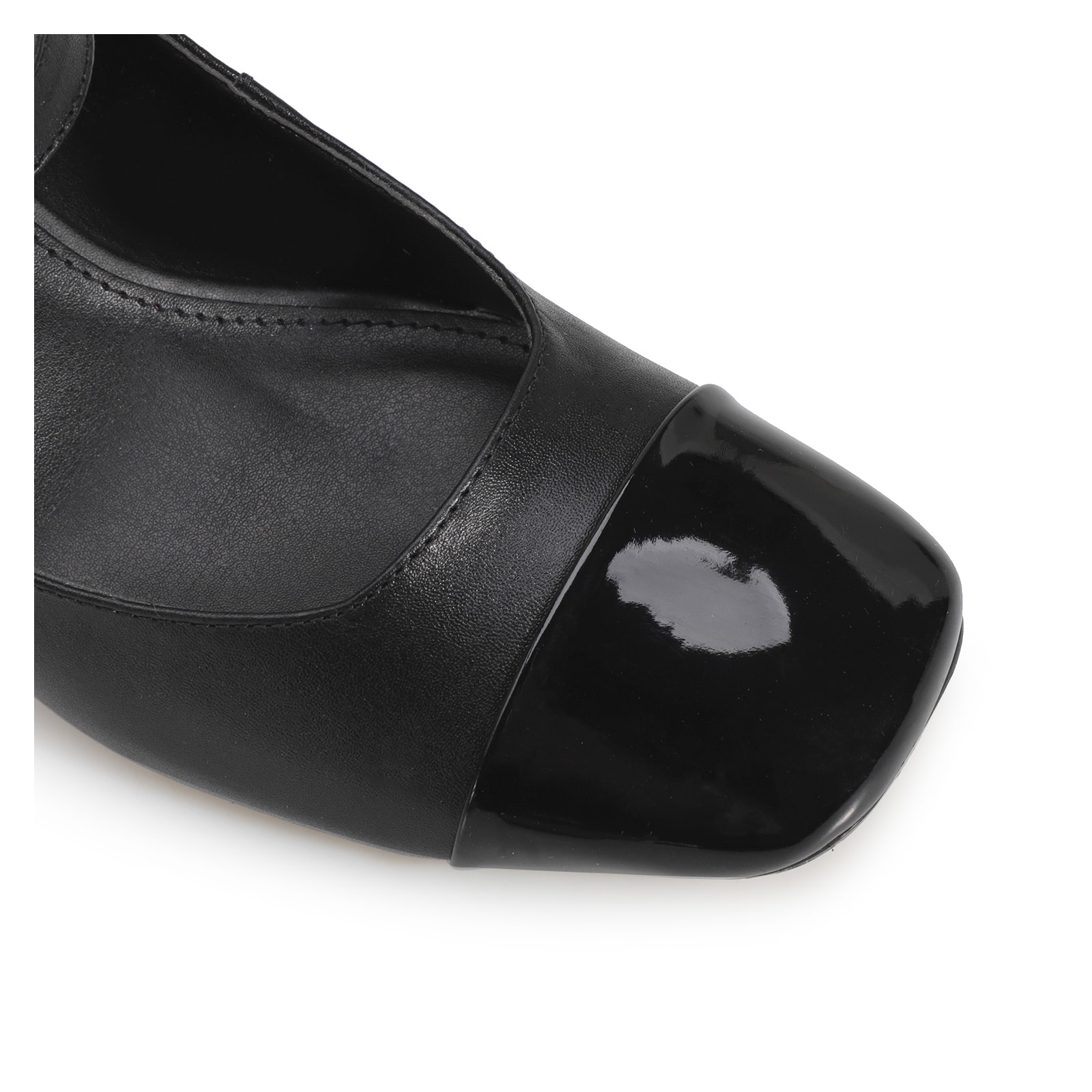 Scarpin Couro Preto