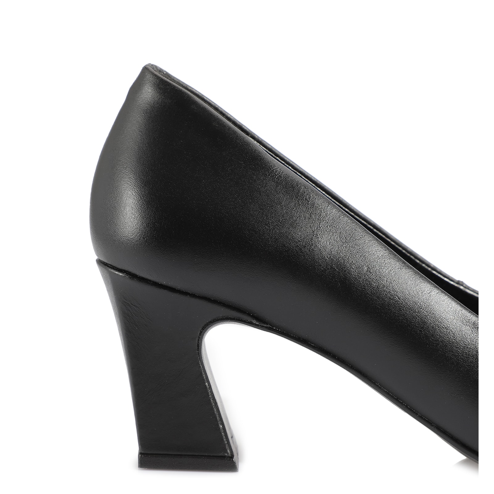 Scarpin Couro Preto