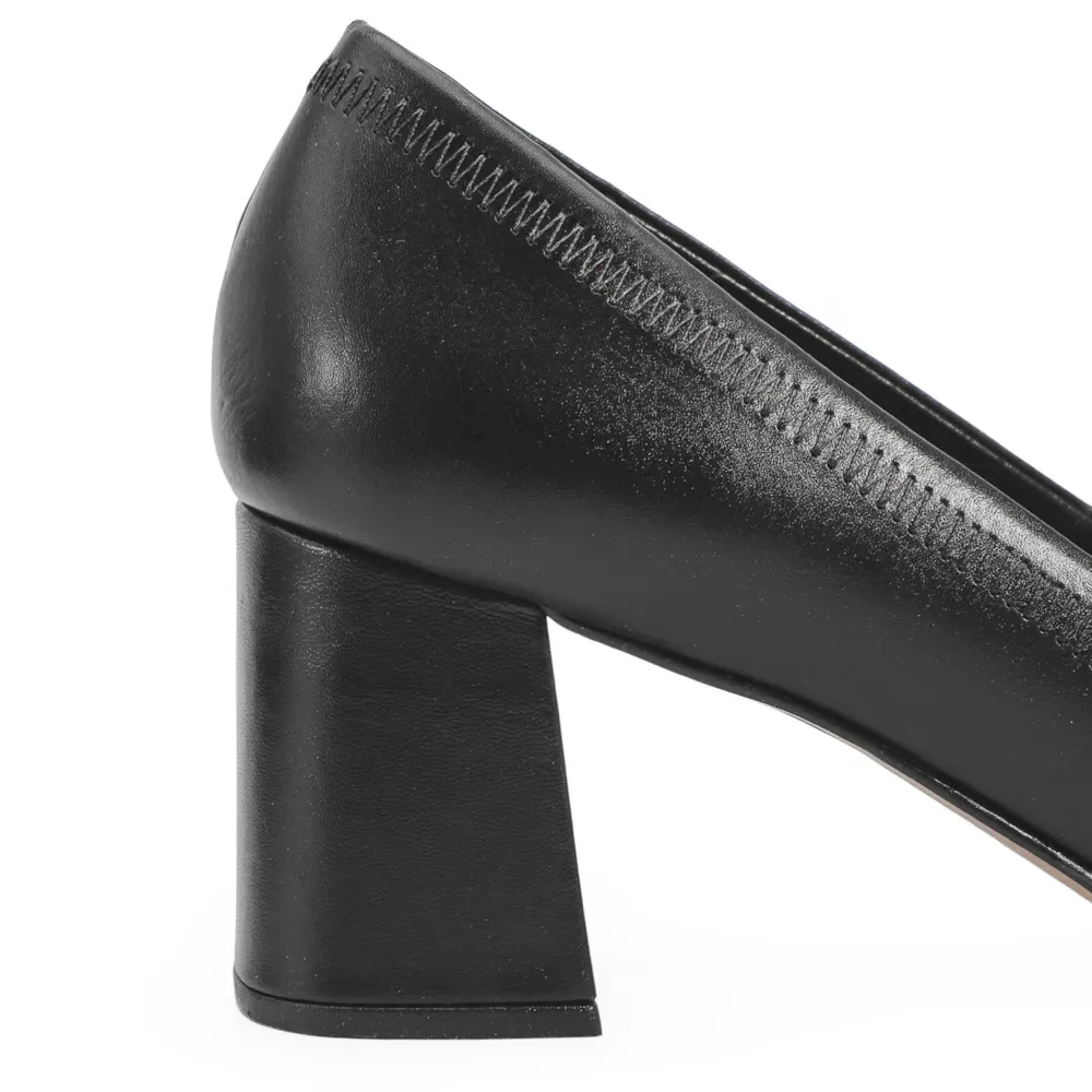 Scarpin Couro Preto - imagem 7