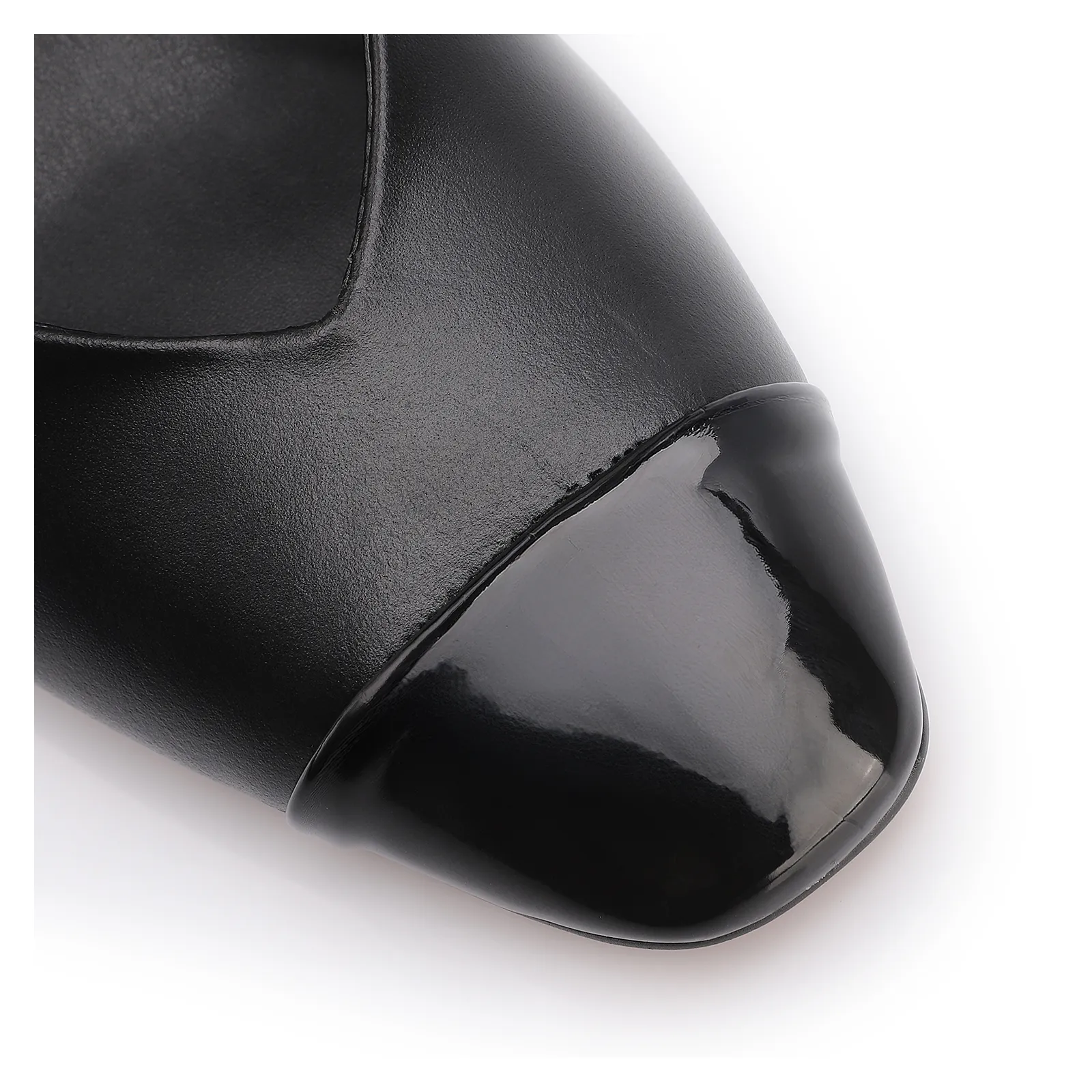 Scarpin Couro Preto/Alt Verniz Preto