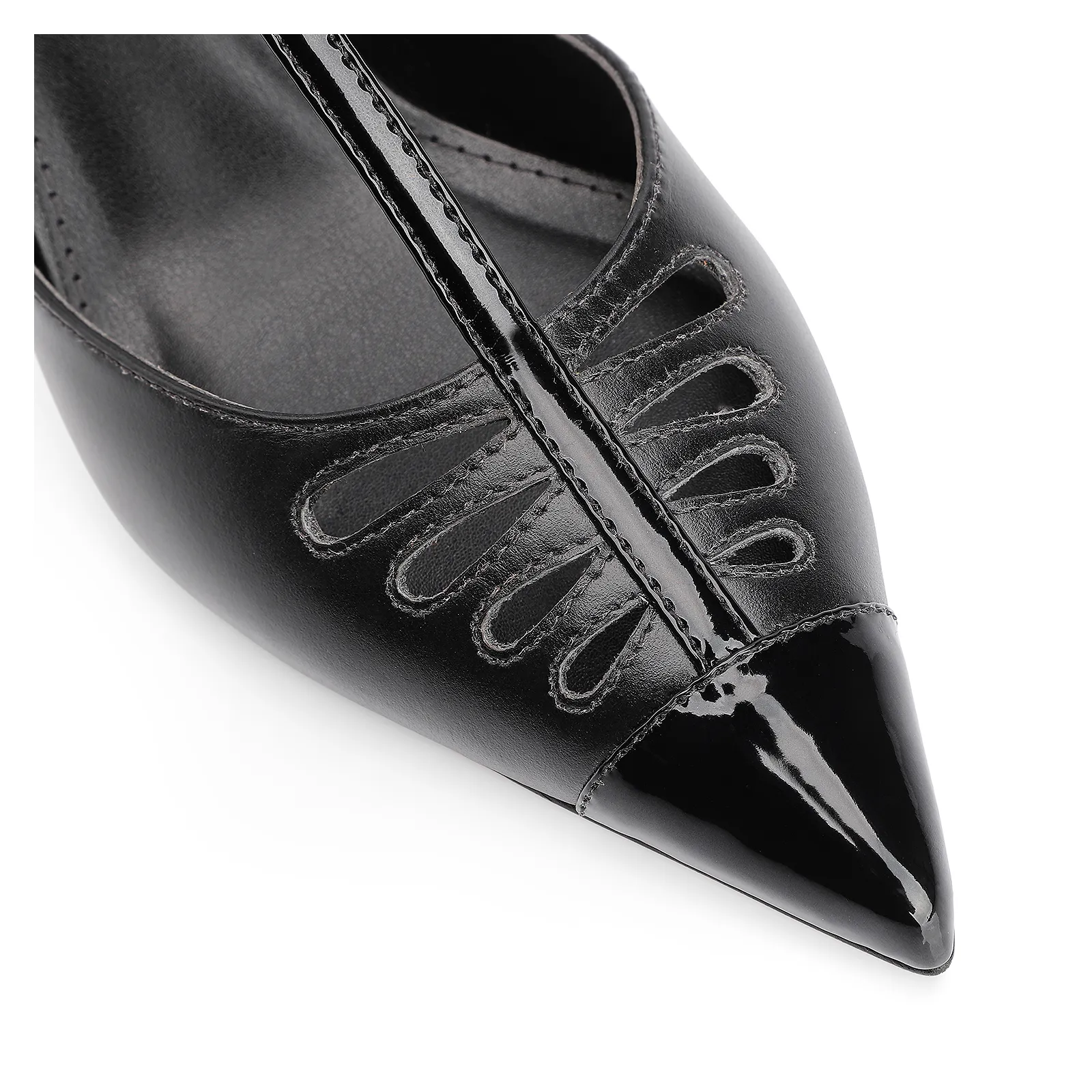 Scarpin Couro Preto/Verniz Preto