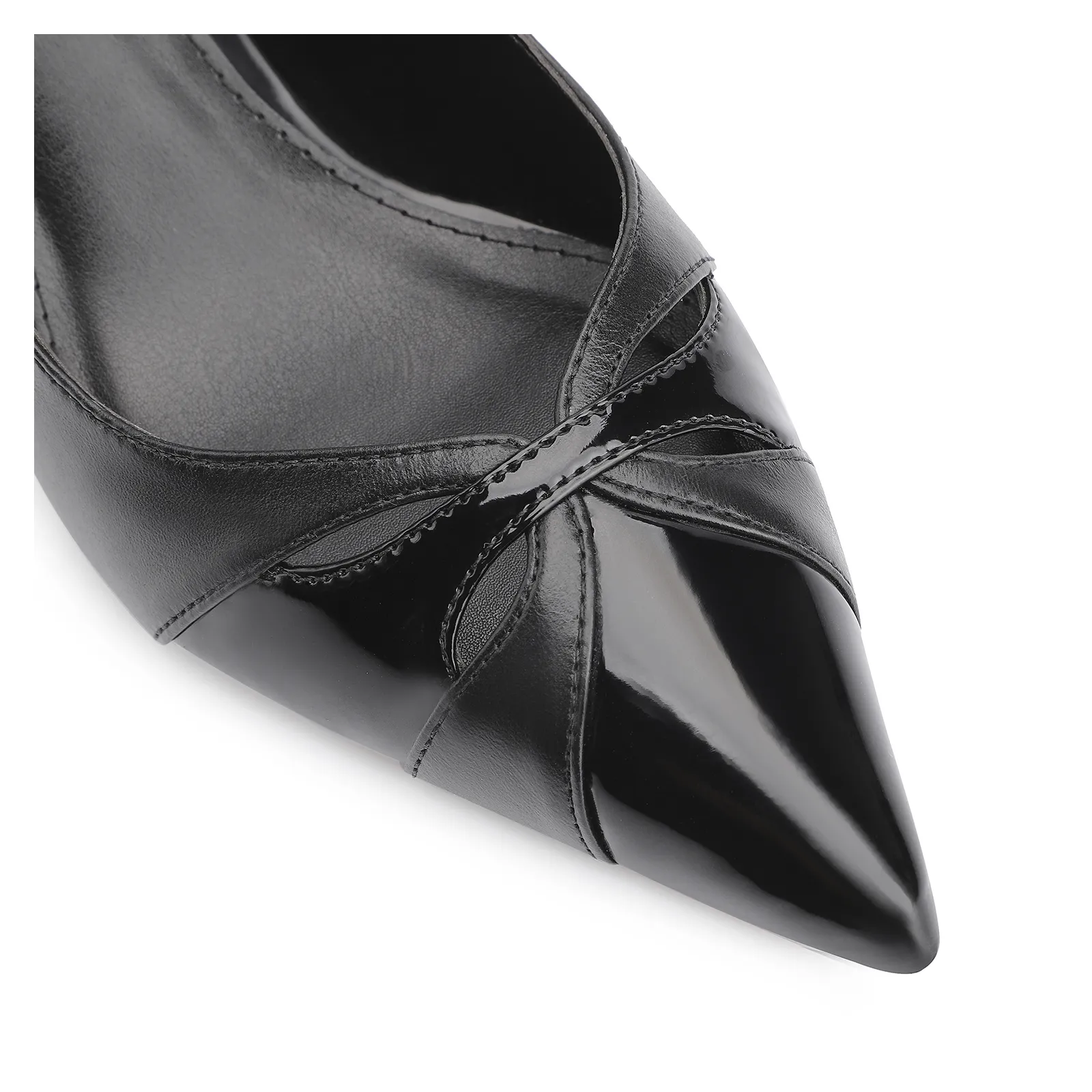 Scarpin Couro Preto/Verniz Preto