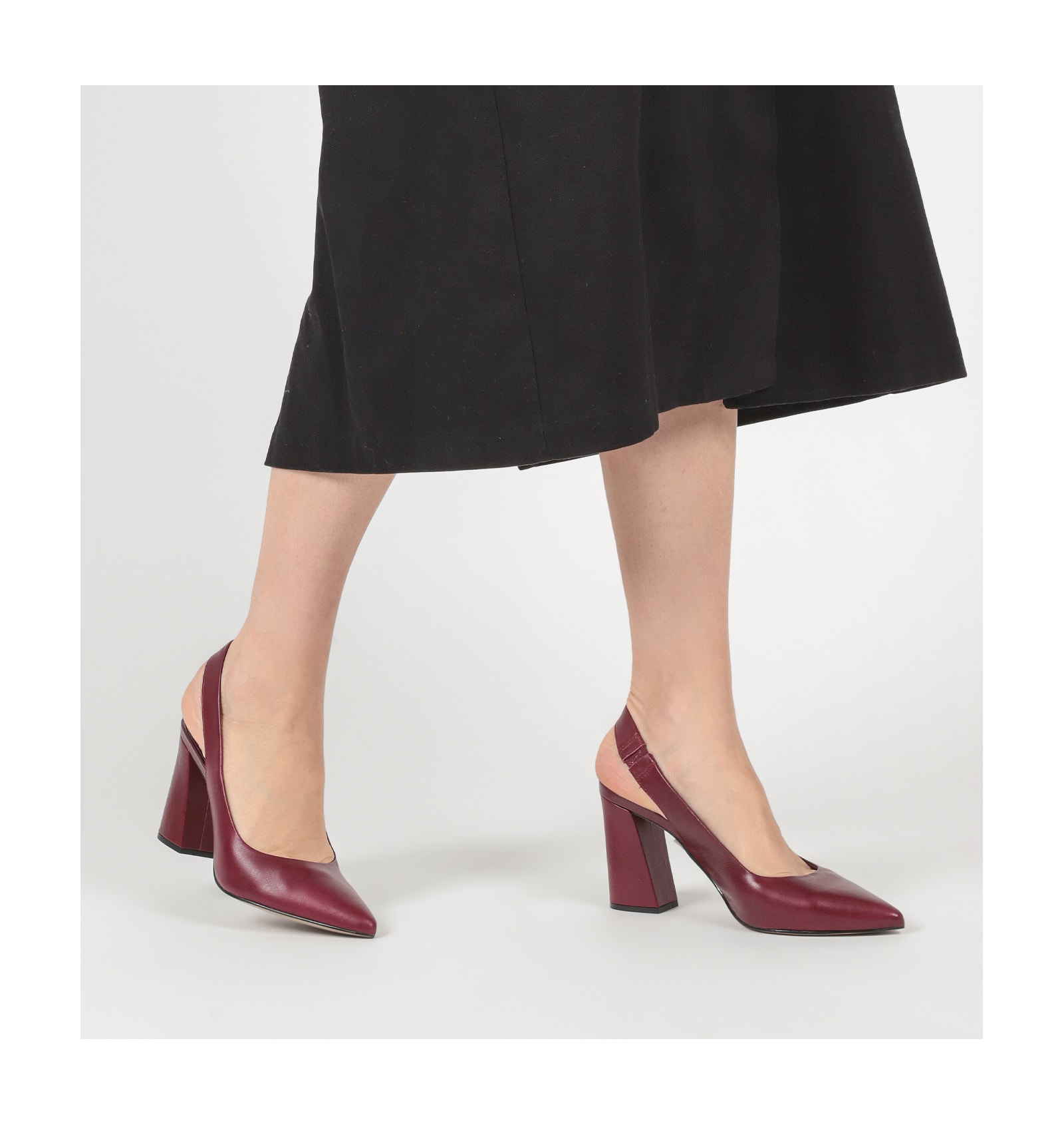 Scarpin Couro Vinho
