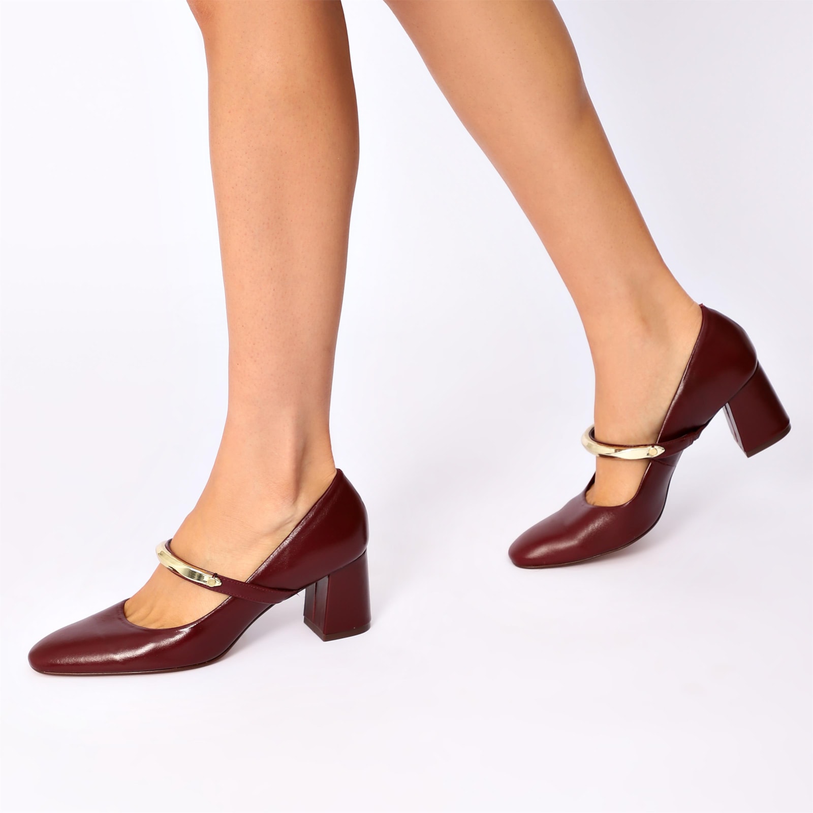 Scarpin Couro Vinho
