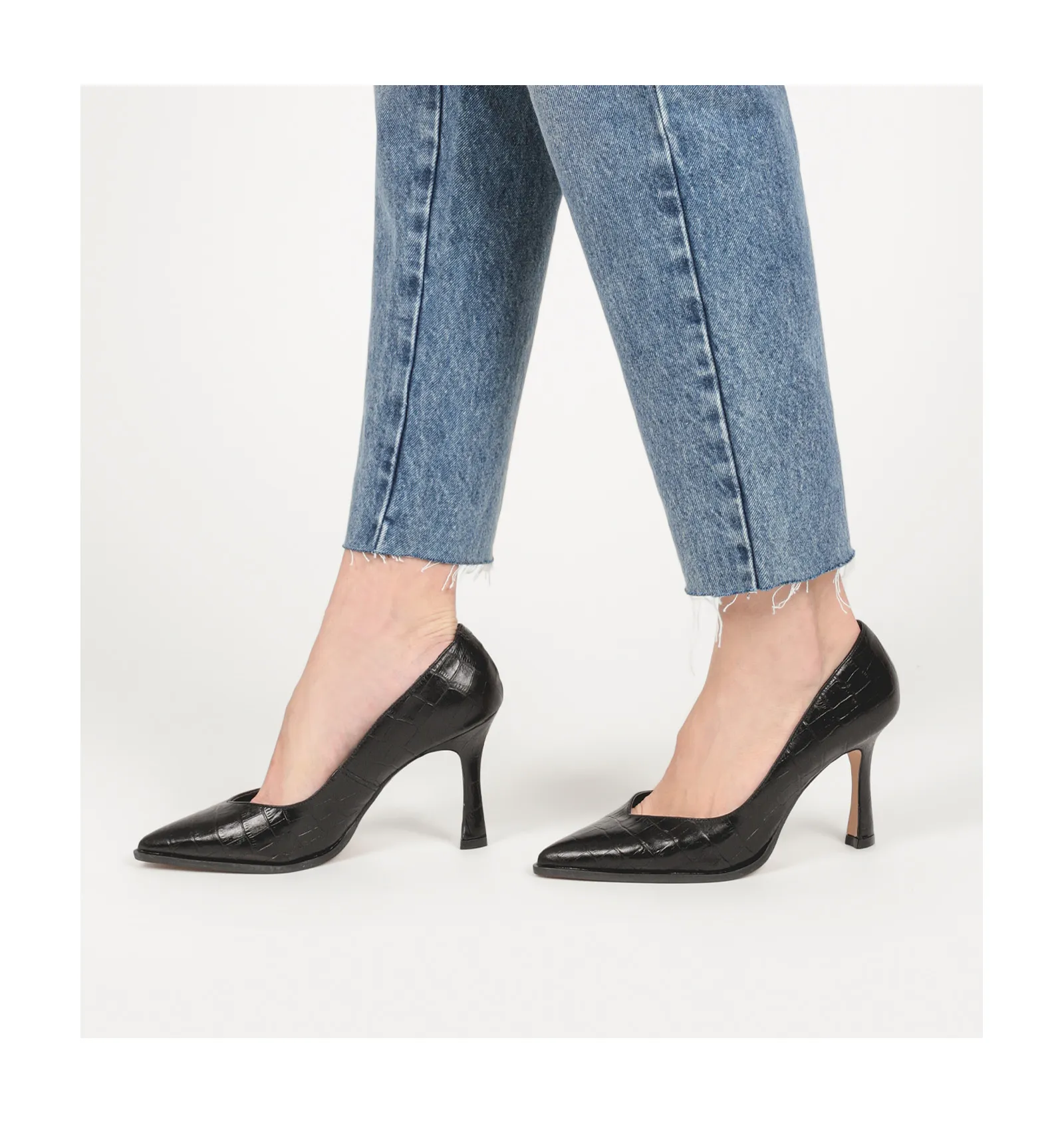 Scarpin Croco Couro Preto