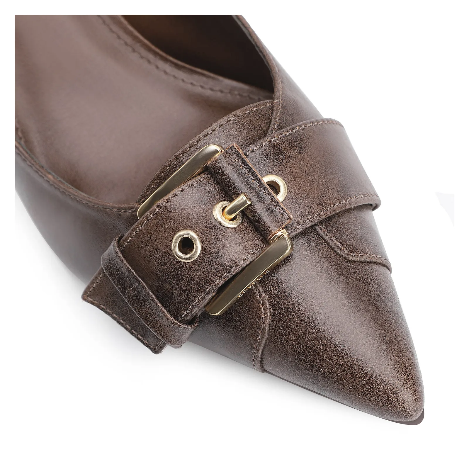 Scarpin Fivela Couro Estonado Marrom