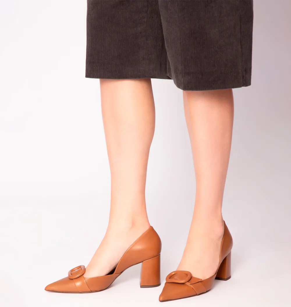 Scarpin Fivela Couro Marrom - imagem 2