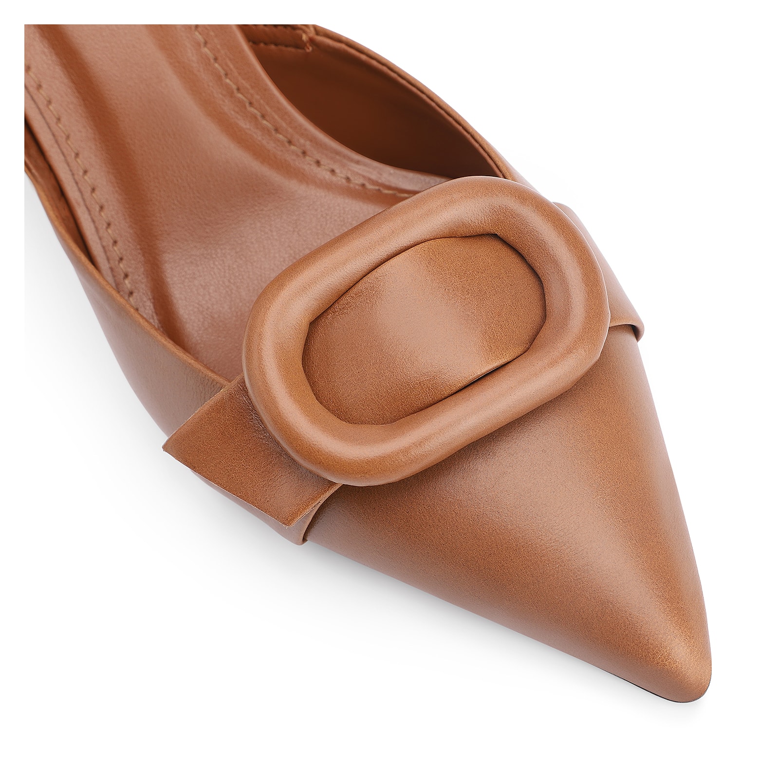 Scarpin Fivela Couro Marrom