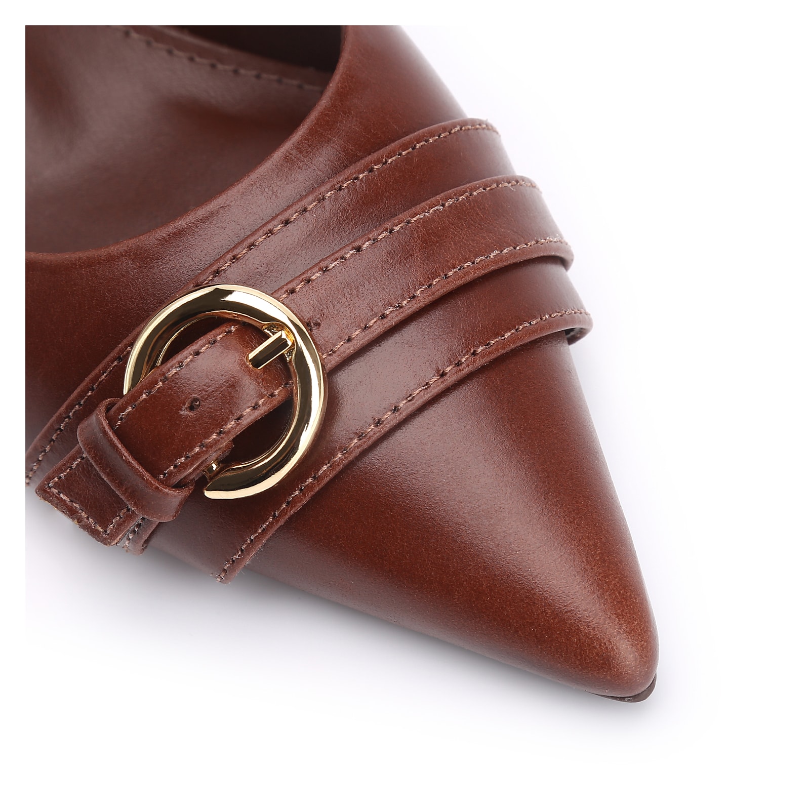 Scarpin Fivela Couro Marrom