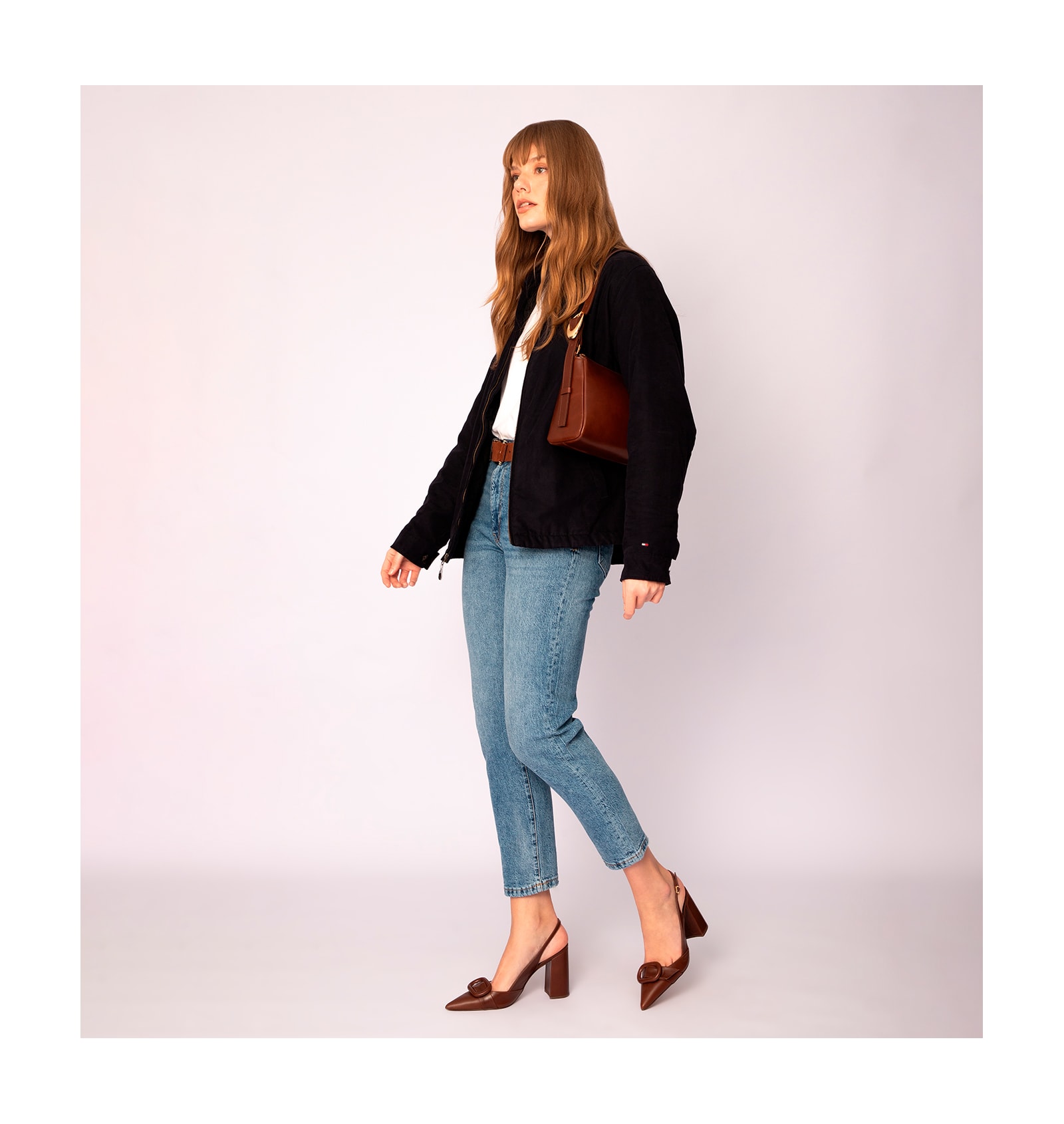 Scarpin Fivela Couro Marrom