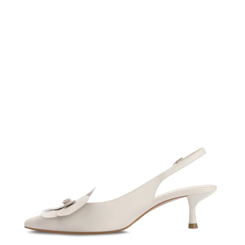 Scarpin Flor Couro Off White - imagem 5