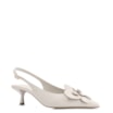 Scarpin Flor Couro Off White - imagem 1
