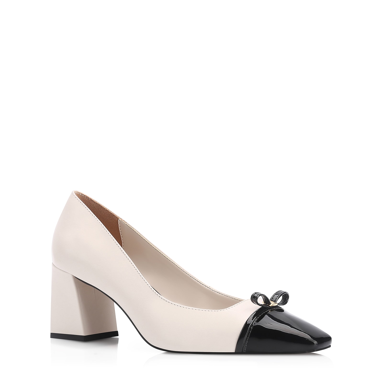 Scarpin Laço Couro Off White/Verniz Preto