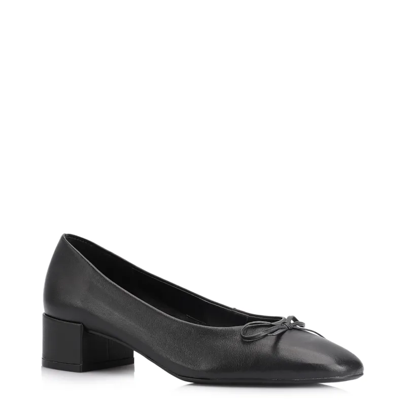 Scarpin Laço Couro Preto