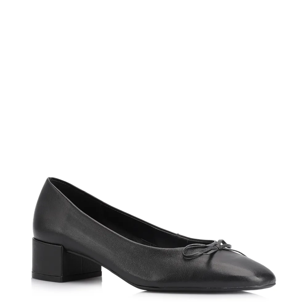 Scarpin Laço Couro Preto
