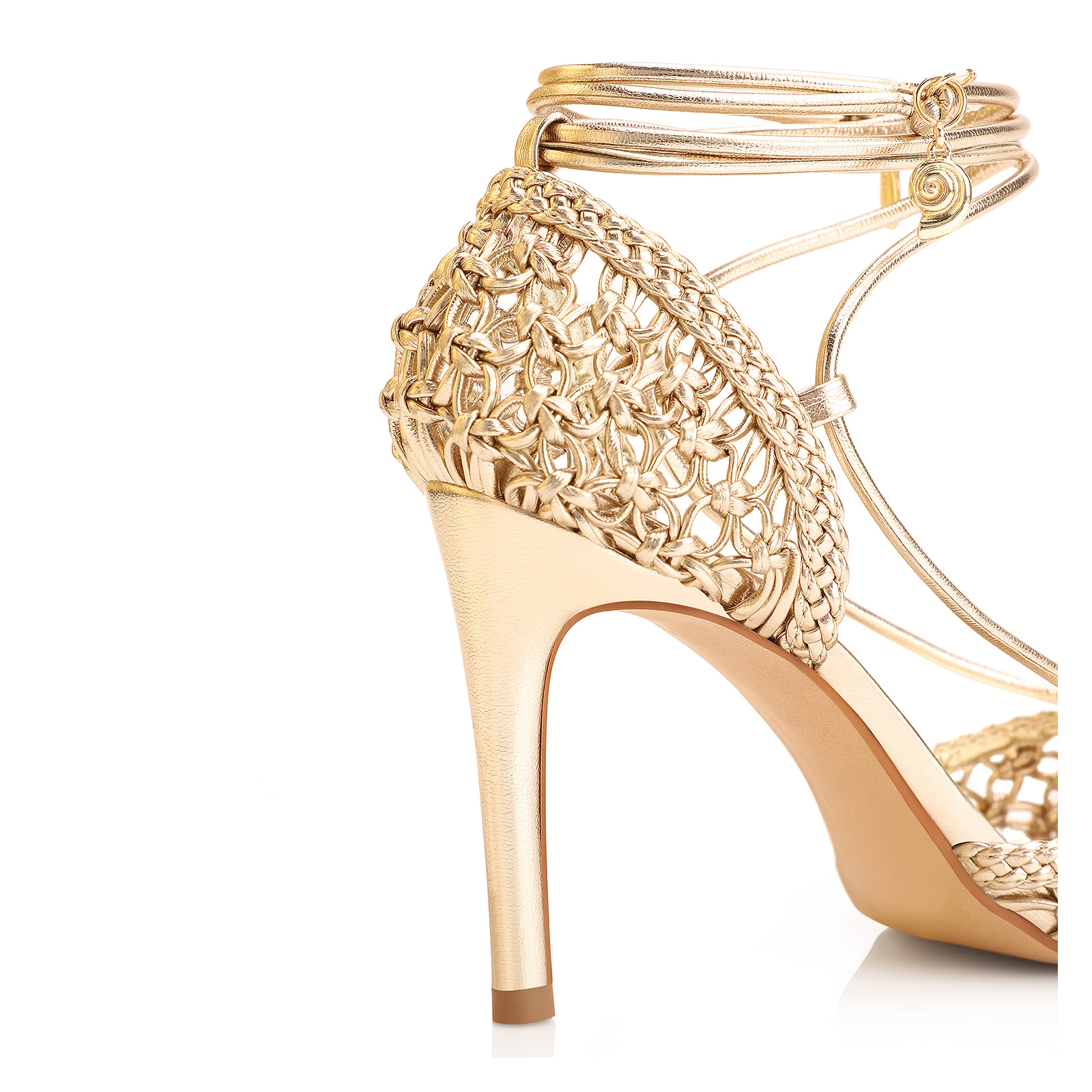 Scarpin Macramê Alt Dourado