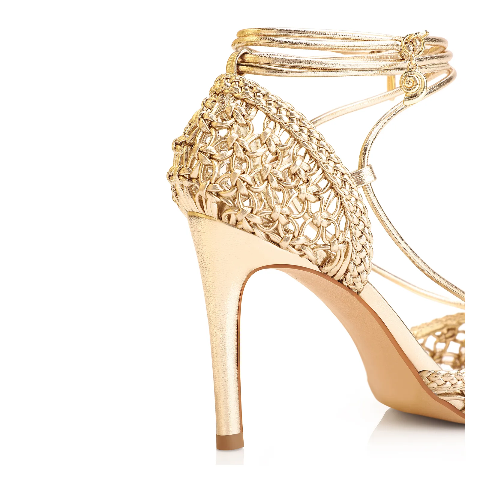 Scarpin Macramê Alt Dourado