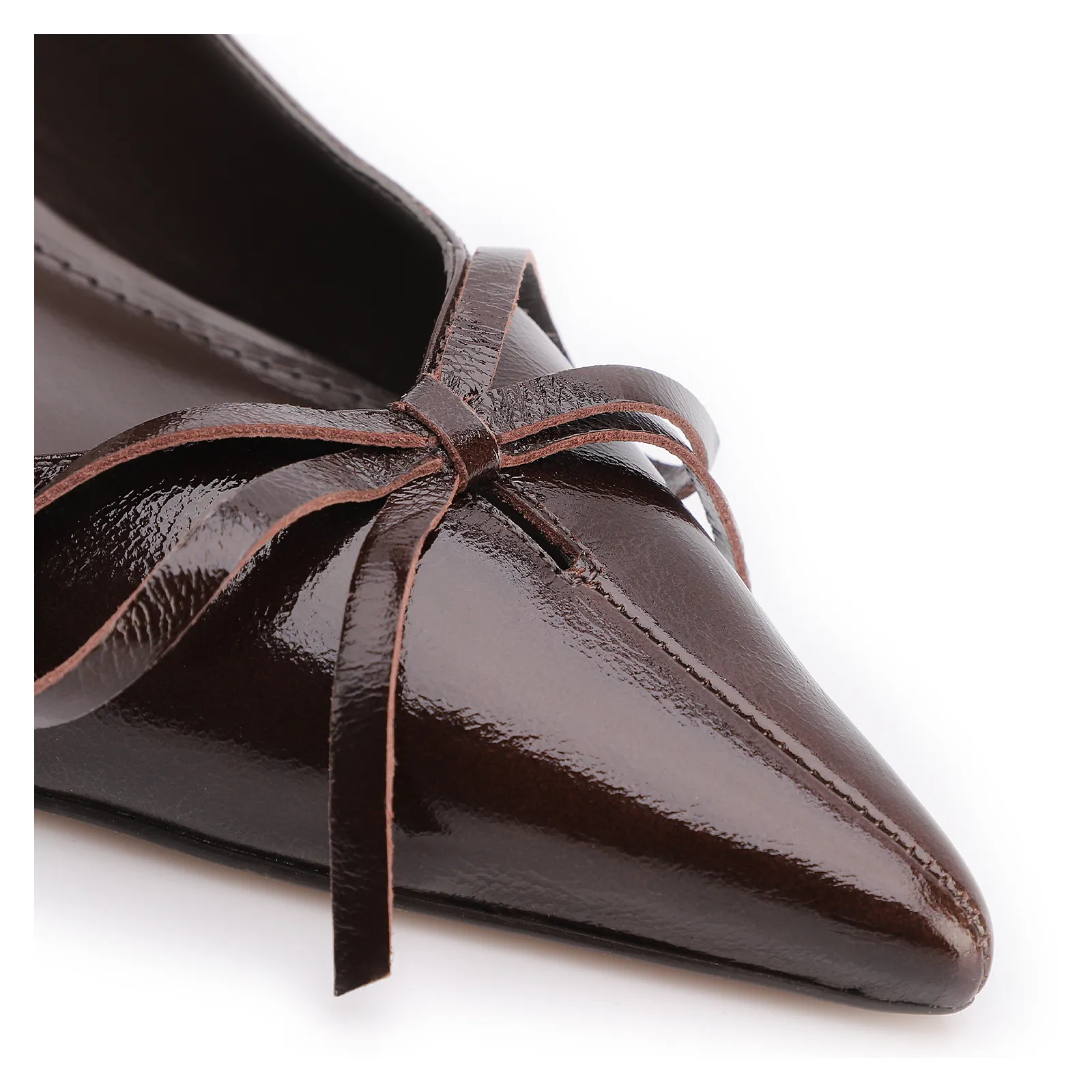 Scarpin Marrom Escuro Salto Baixo Couro Slingback Maxi Laço