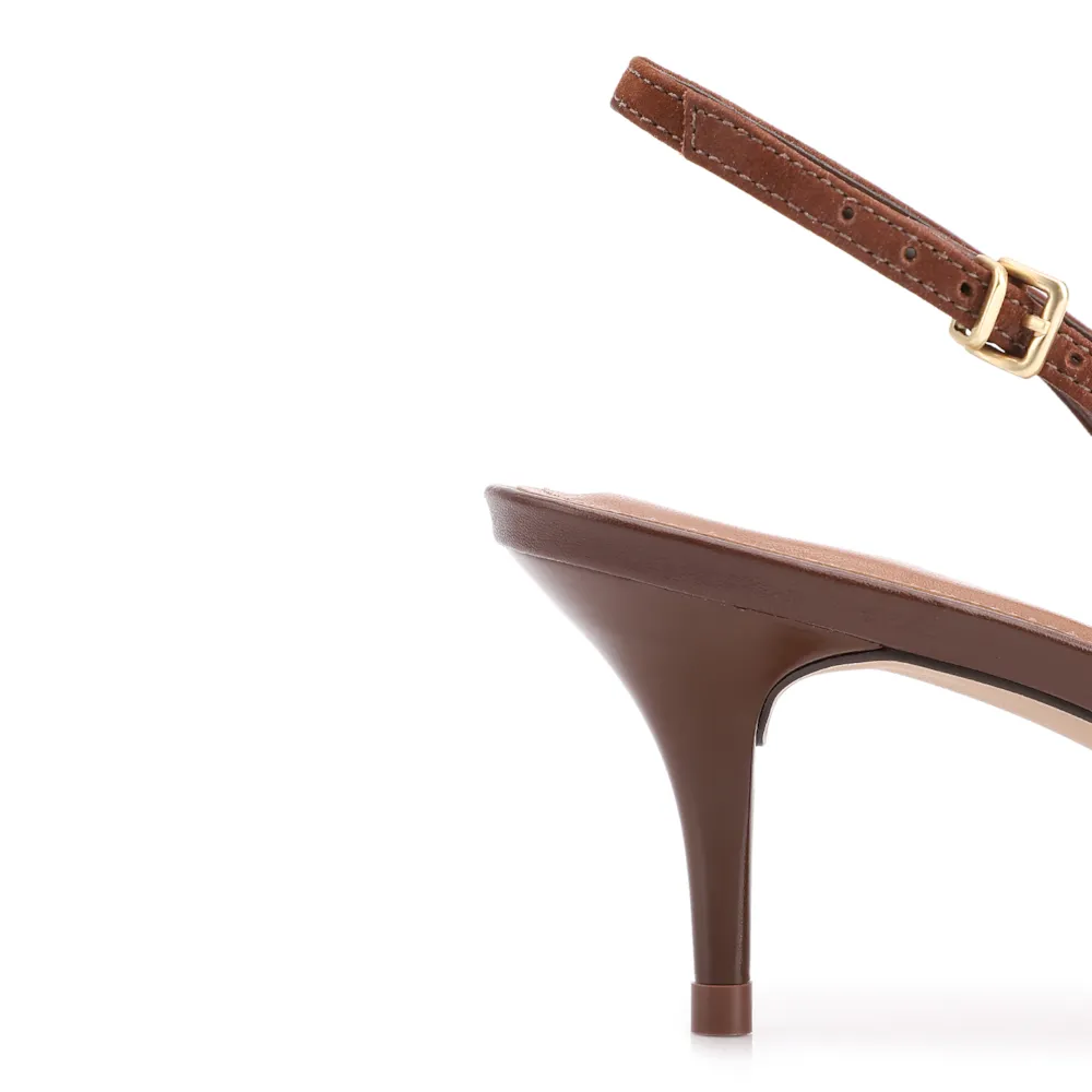 Scarpin Marrom Salto Baixo Fino Couro Nobuck Slingback - imagem 8