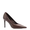 Scarpin Marrom Salto Fino Alto Couro Classic - imagem 1