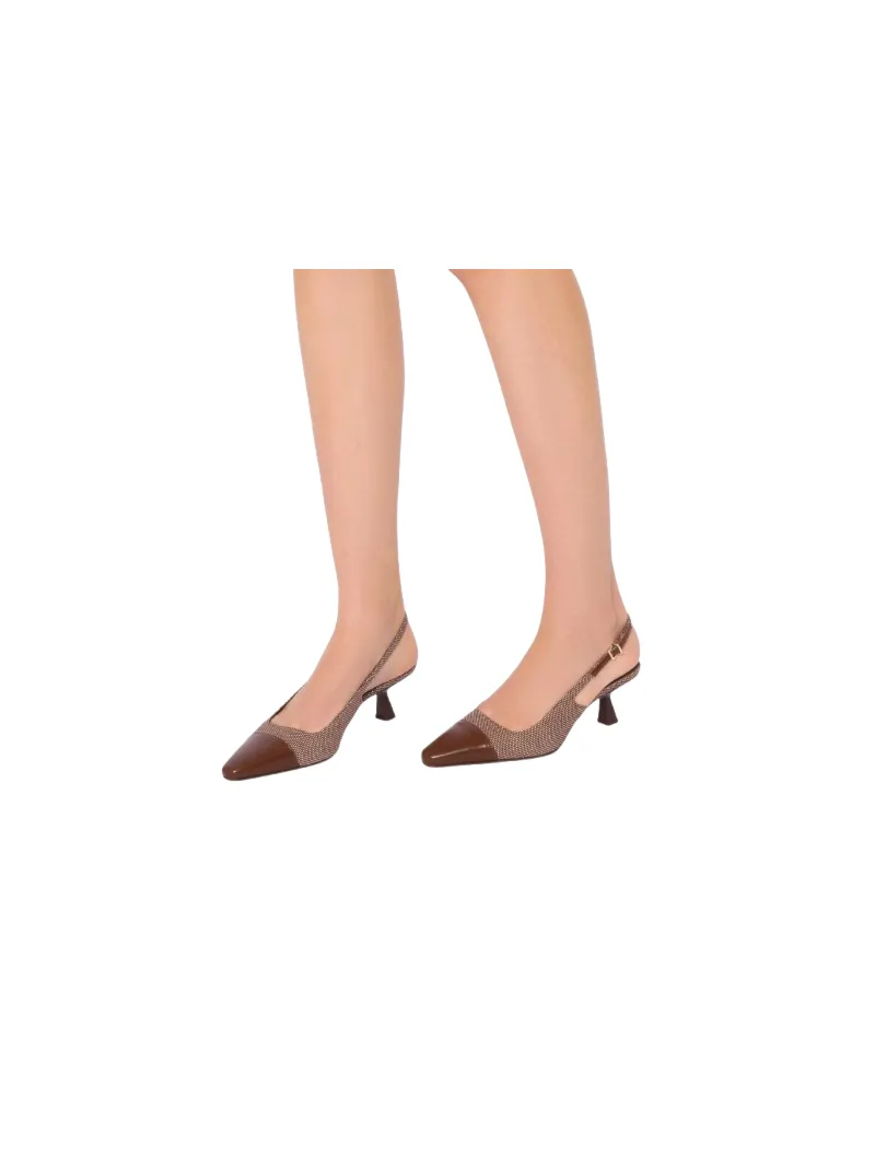 Scarpin Marrom Salto Fino Baixo Linho/Couro Slingback - foto 2