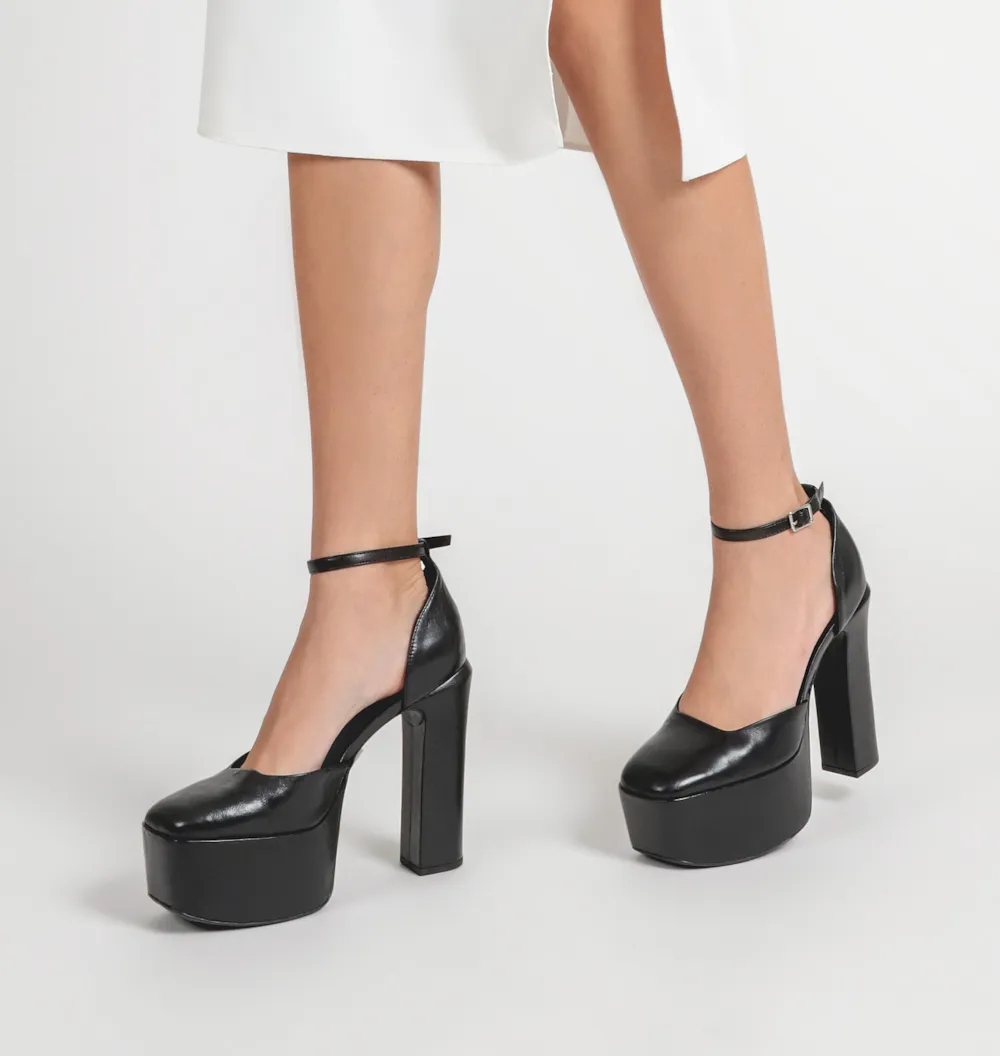 Scarpin Meia Pata Couro Preto - imagem 2