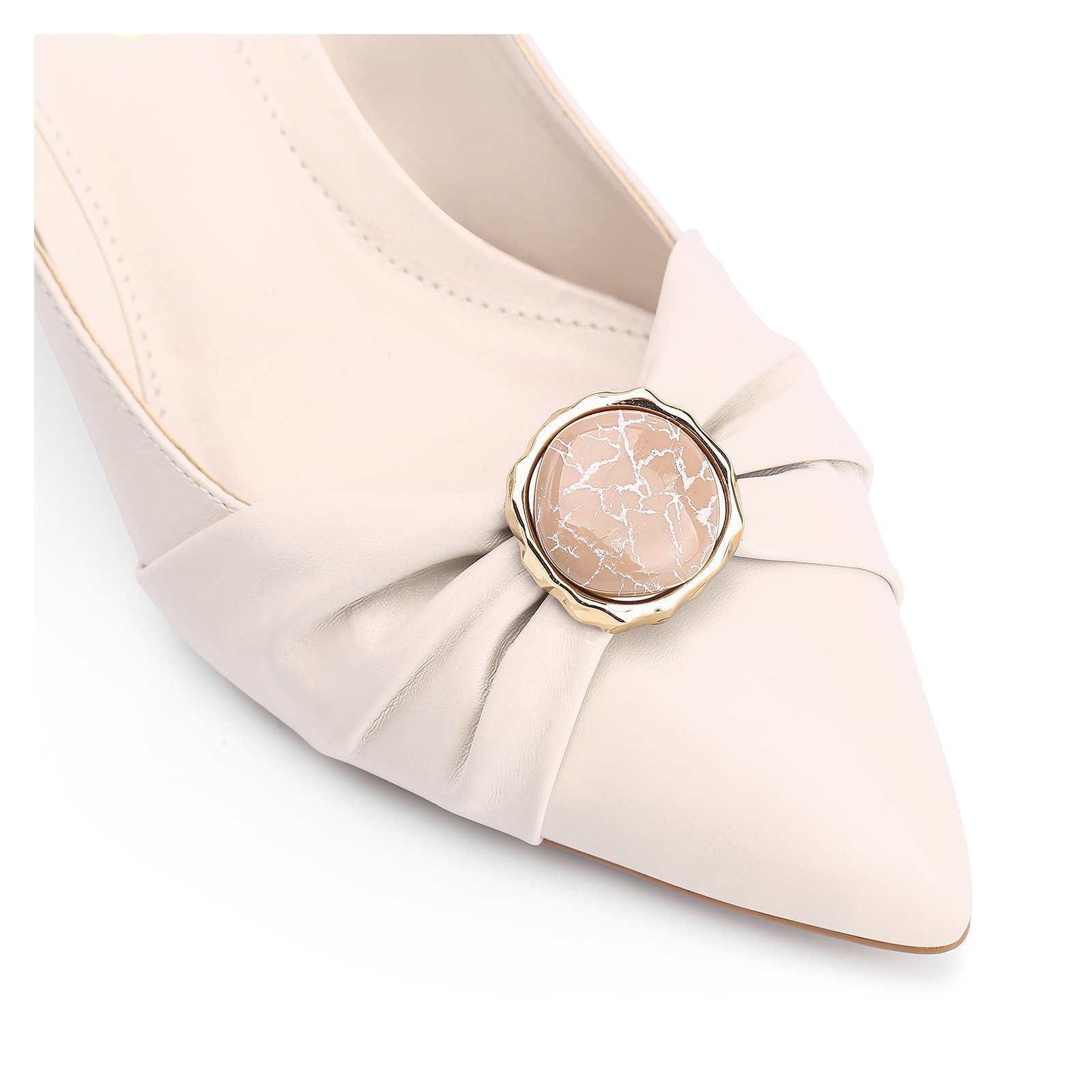 Scarpin Pedras Couro Off White