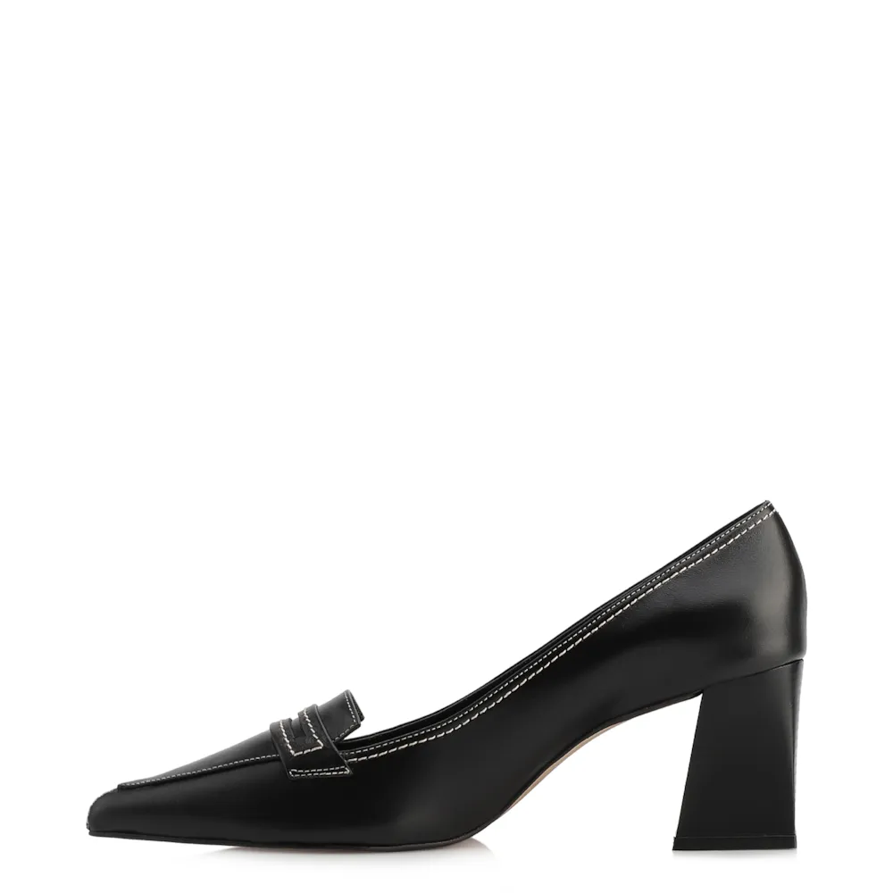 Scarpin Preto Salto Bloco Médio Couro Antique Bico Fino Pesponto - imagem 4