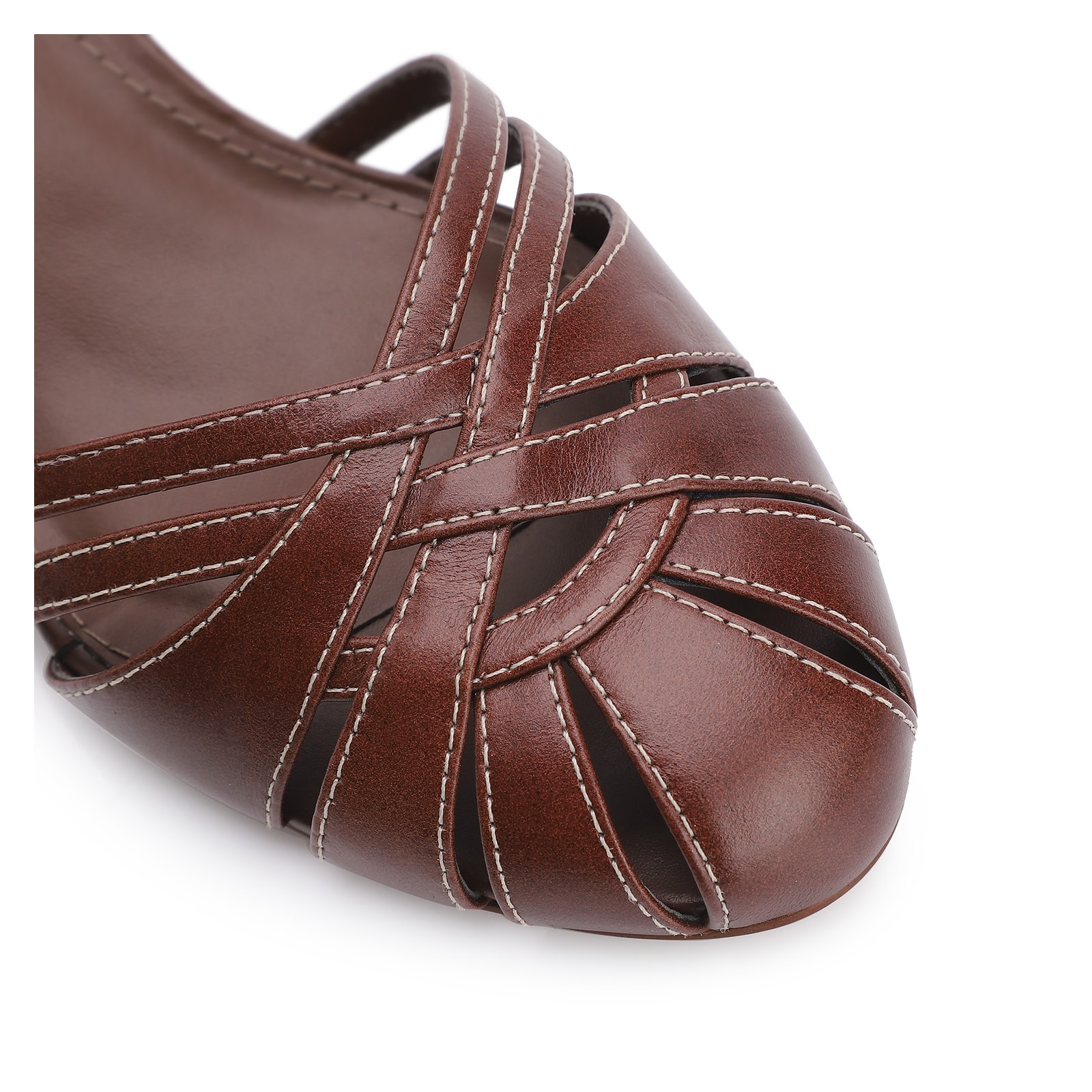 Scarpin Salto Kitten Couro Marrom