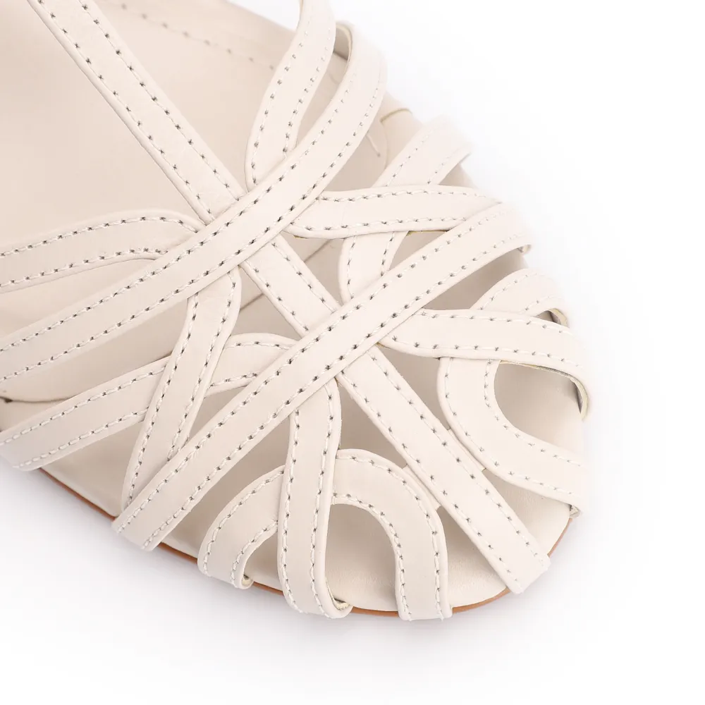 Scarpin Tira t Couro Off White - imagem 6