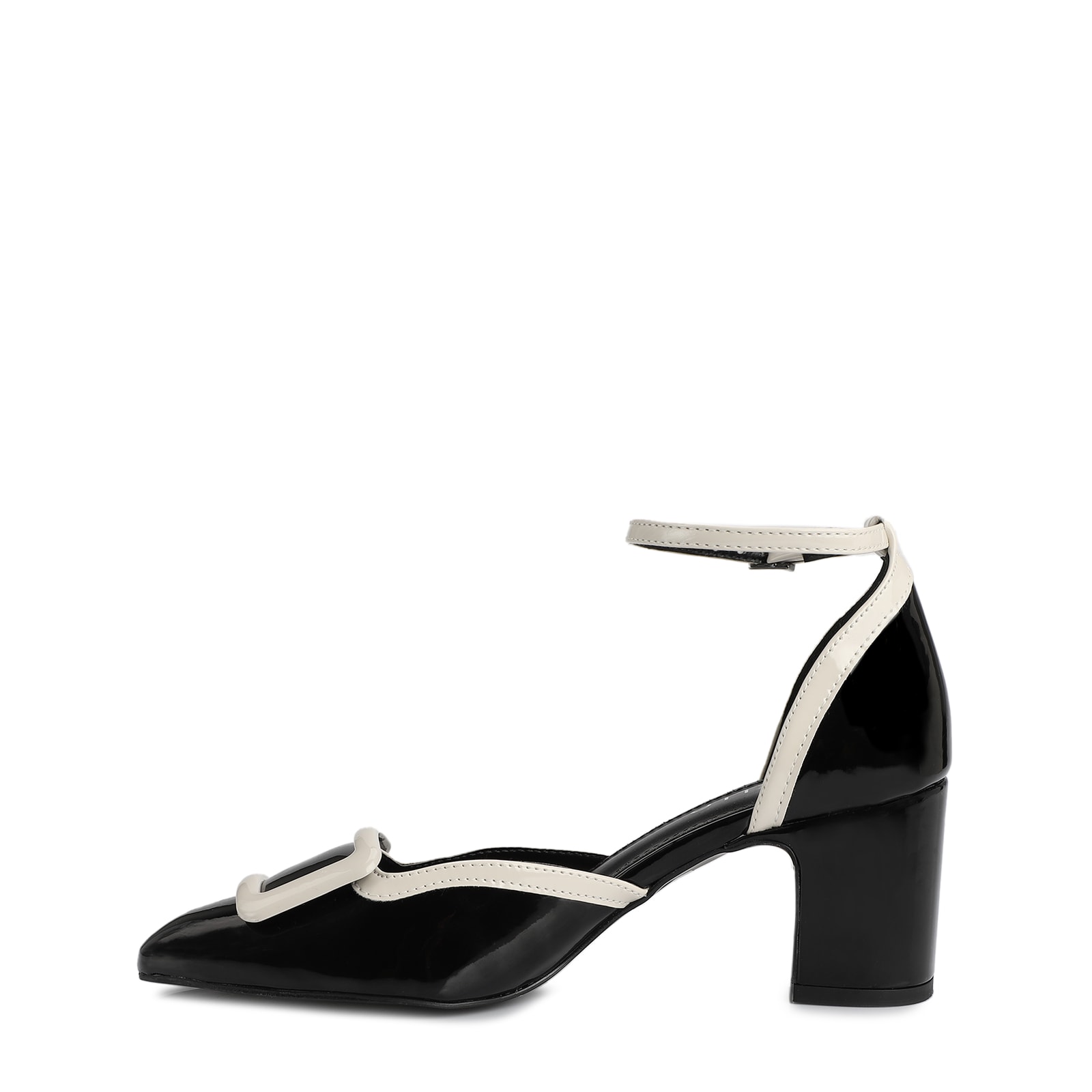 Scarpin Verniz Preto/Off White