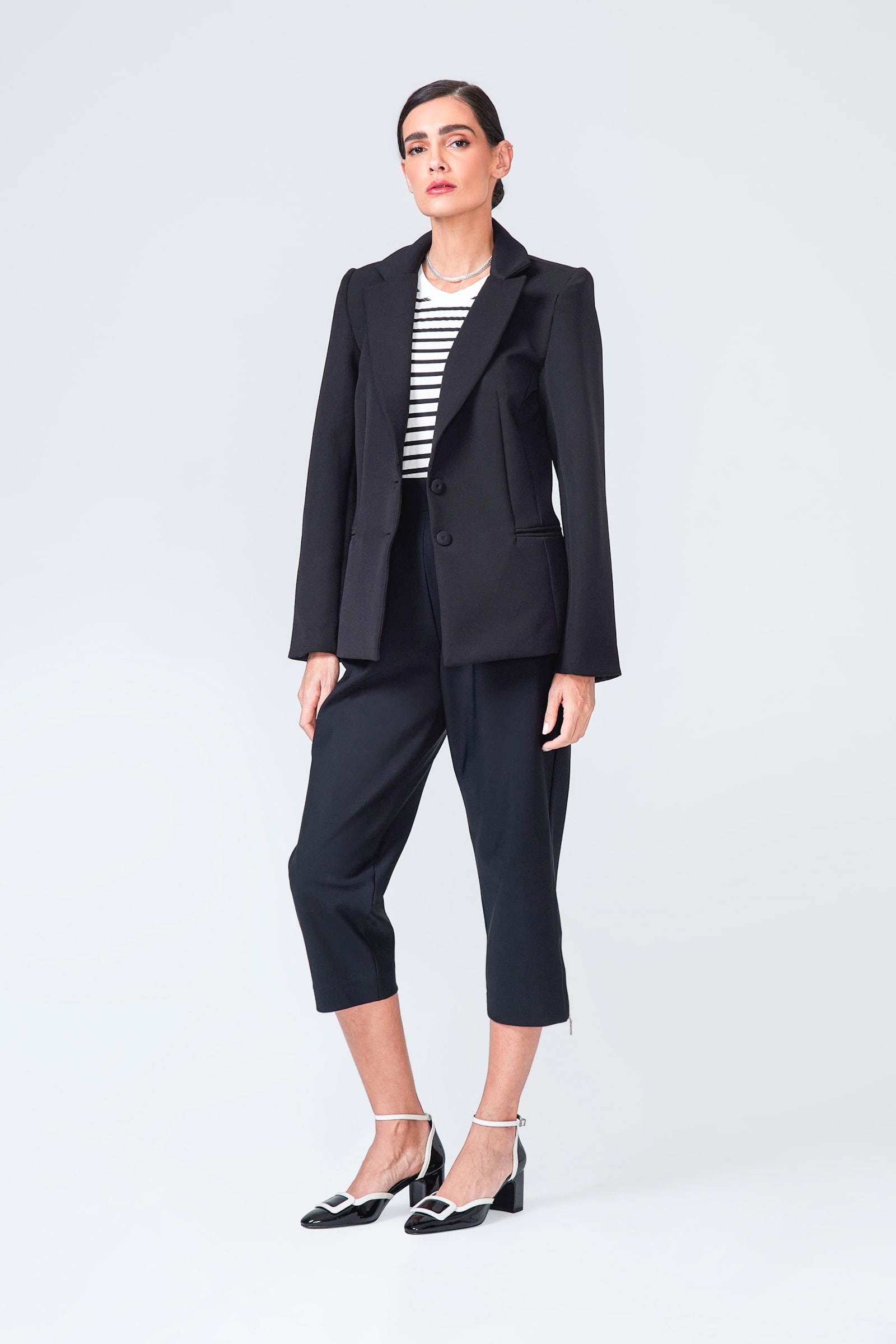 Scarpin Verniz Preto/Off White