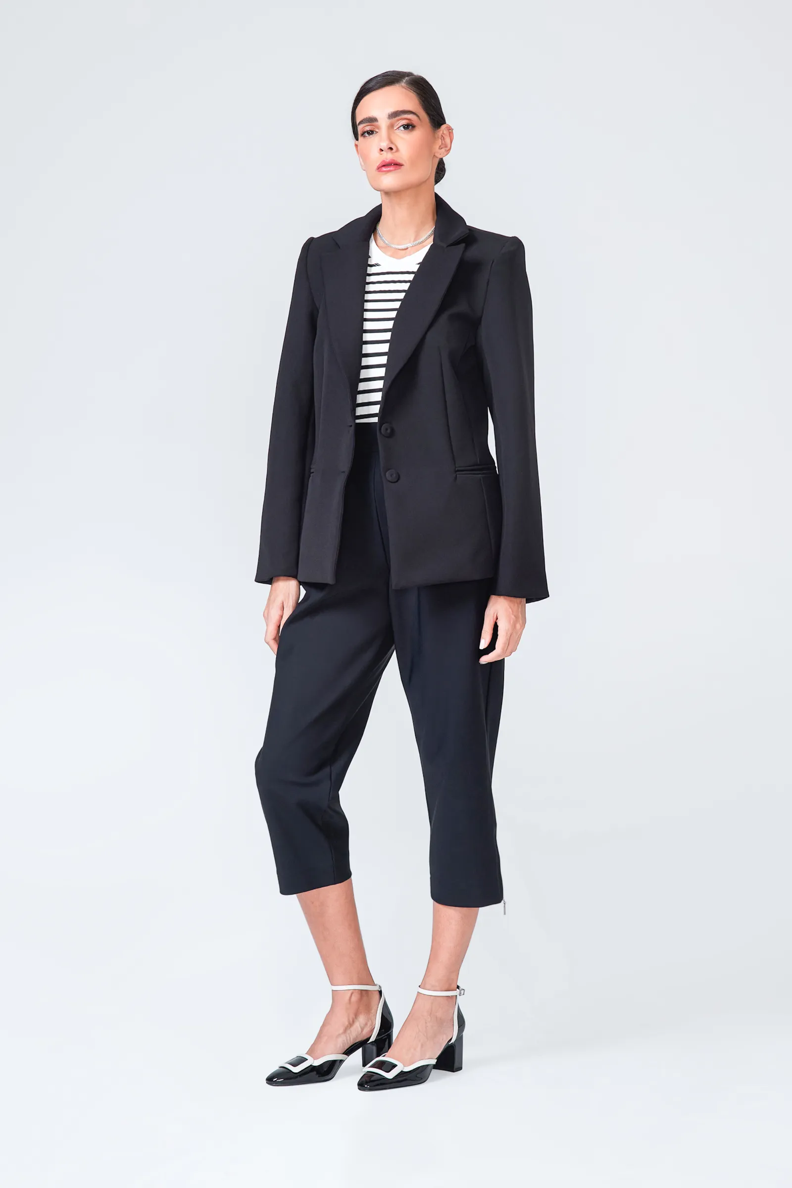 Scarpin Verniz Preto/Off White