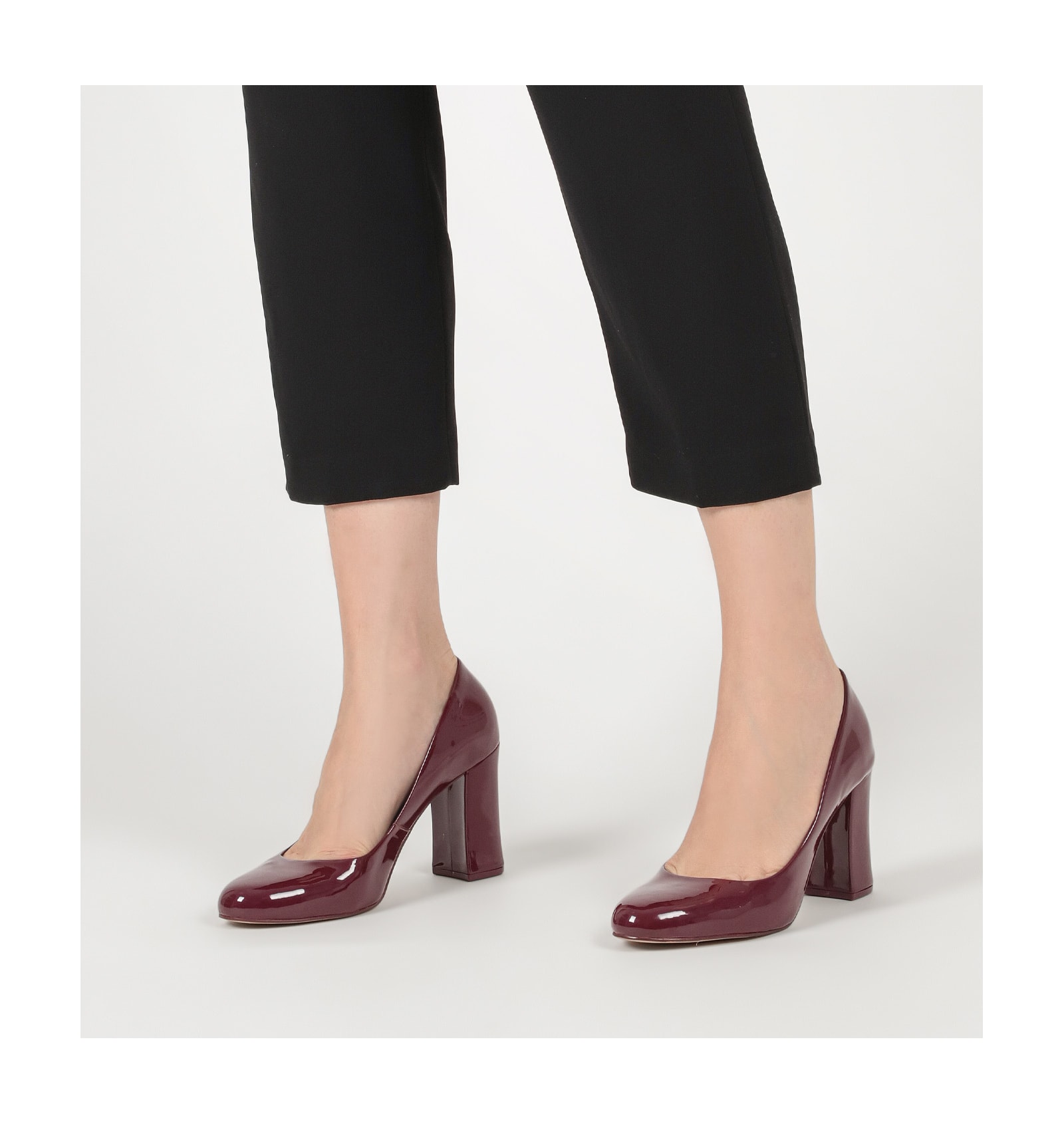 Scarpin Verniz Vinho