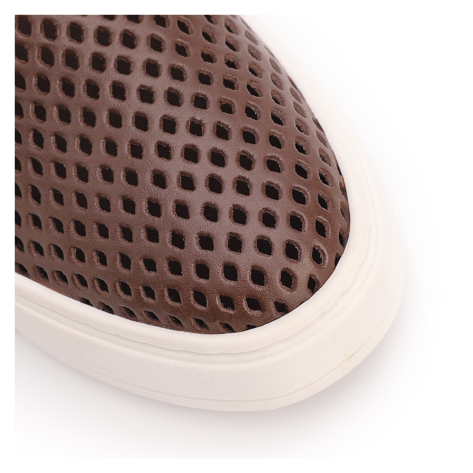 Tênis Marrom Couro Recortes Slip On