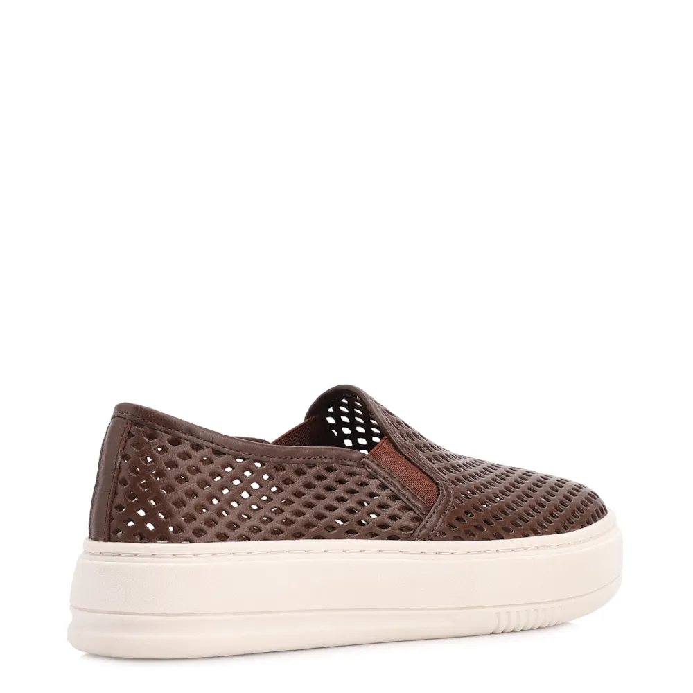 Tênis Marrom Couro Recortes Slip On - imagem 3