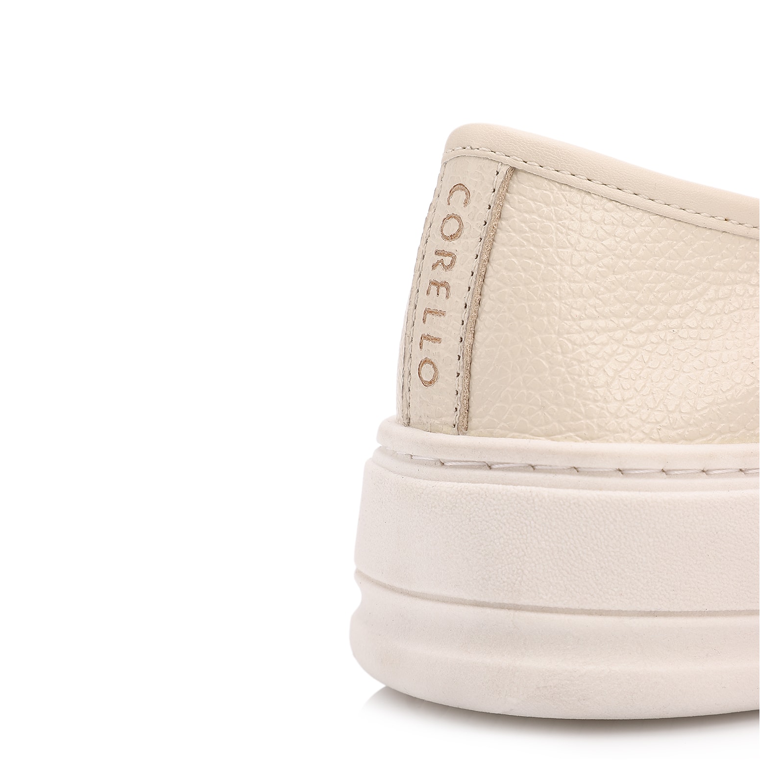 Tênis Off White Couro Slip On