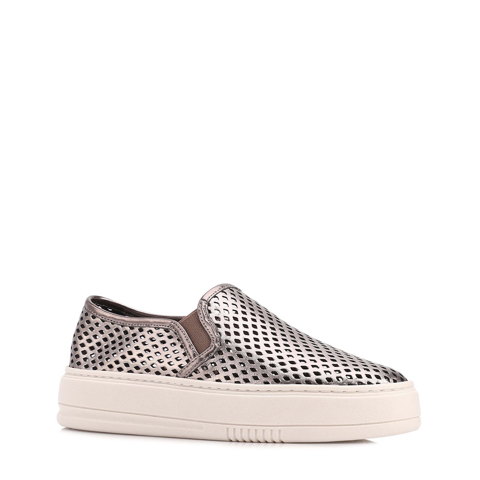 Tênis Prata Couro Recortes Slip On