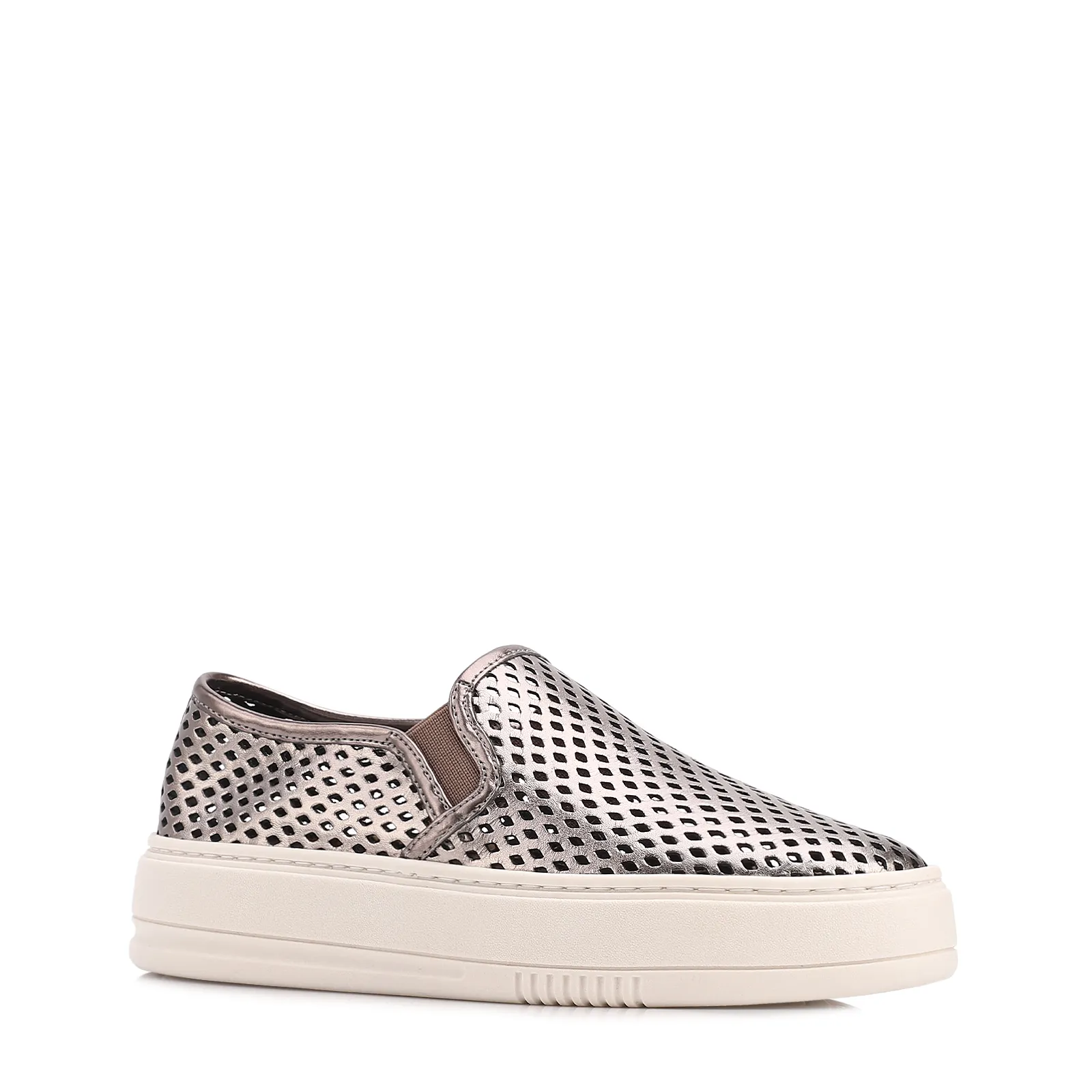Tênis Prata Couro Recortes Slip On