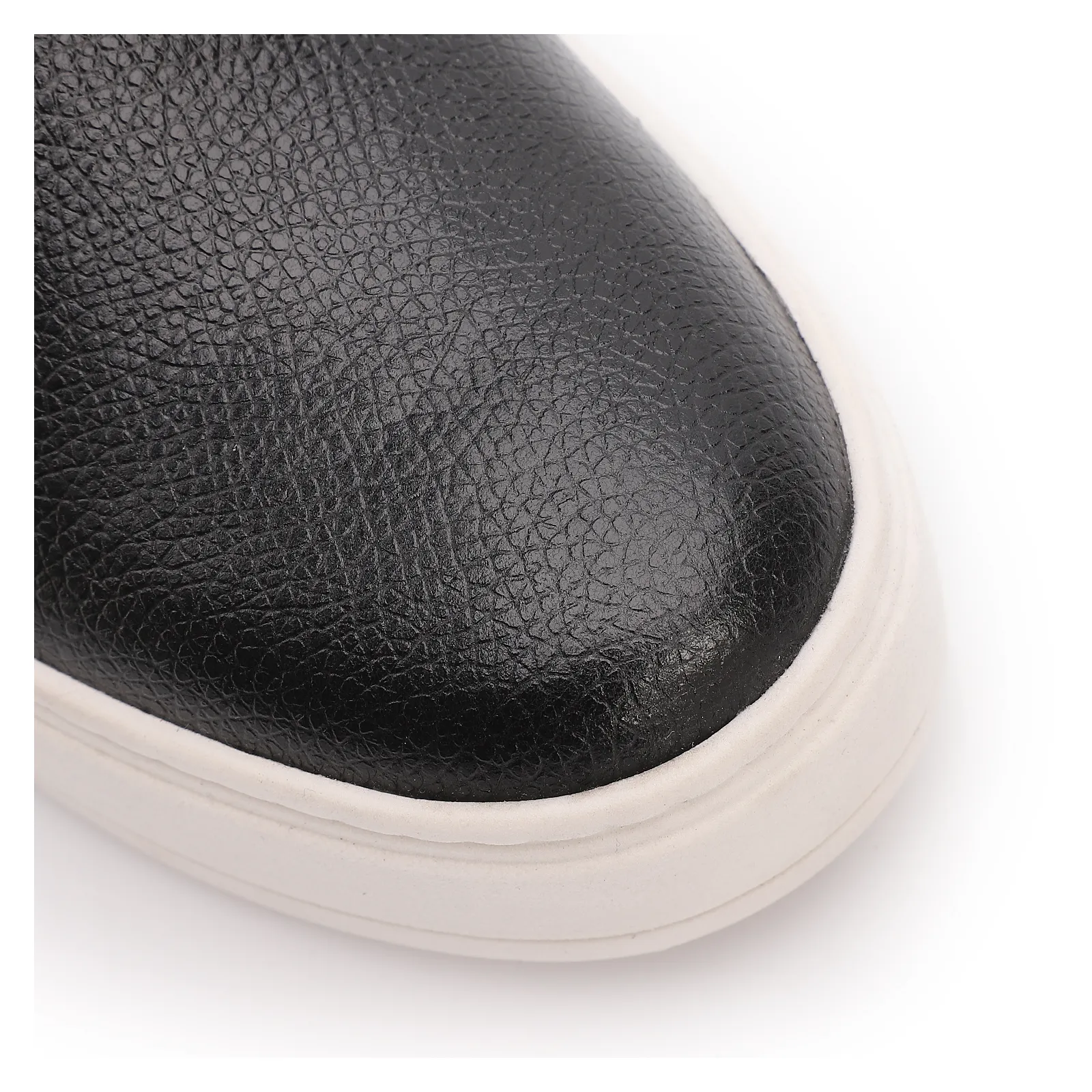 Tênis Preto Couro Slip On