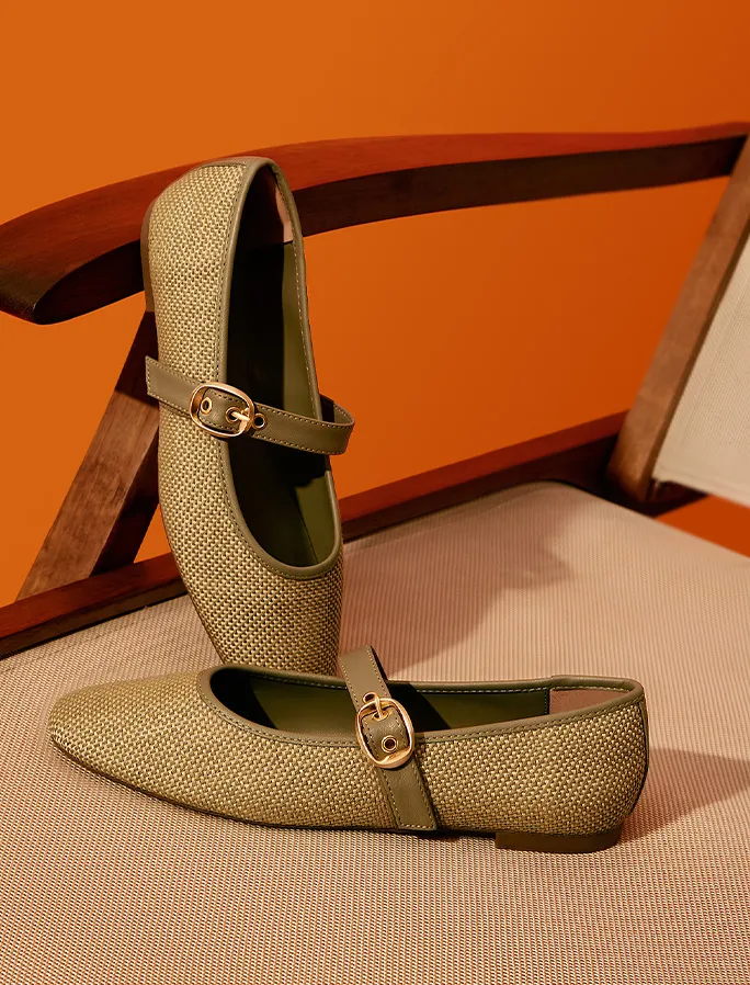 Sapatilha Verde Linho/Alt Tira Fivela Dourada REF:0005481016_157 R$ 259,90 ou 2x de R$ 129,95 sem juros